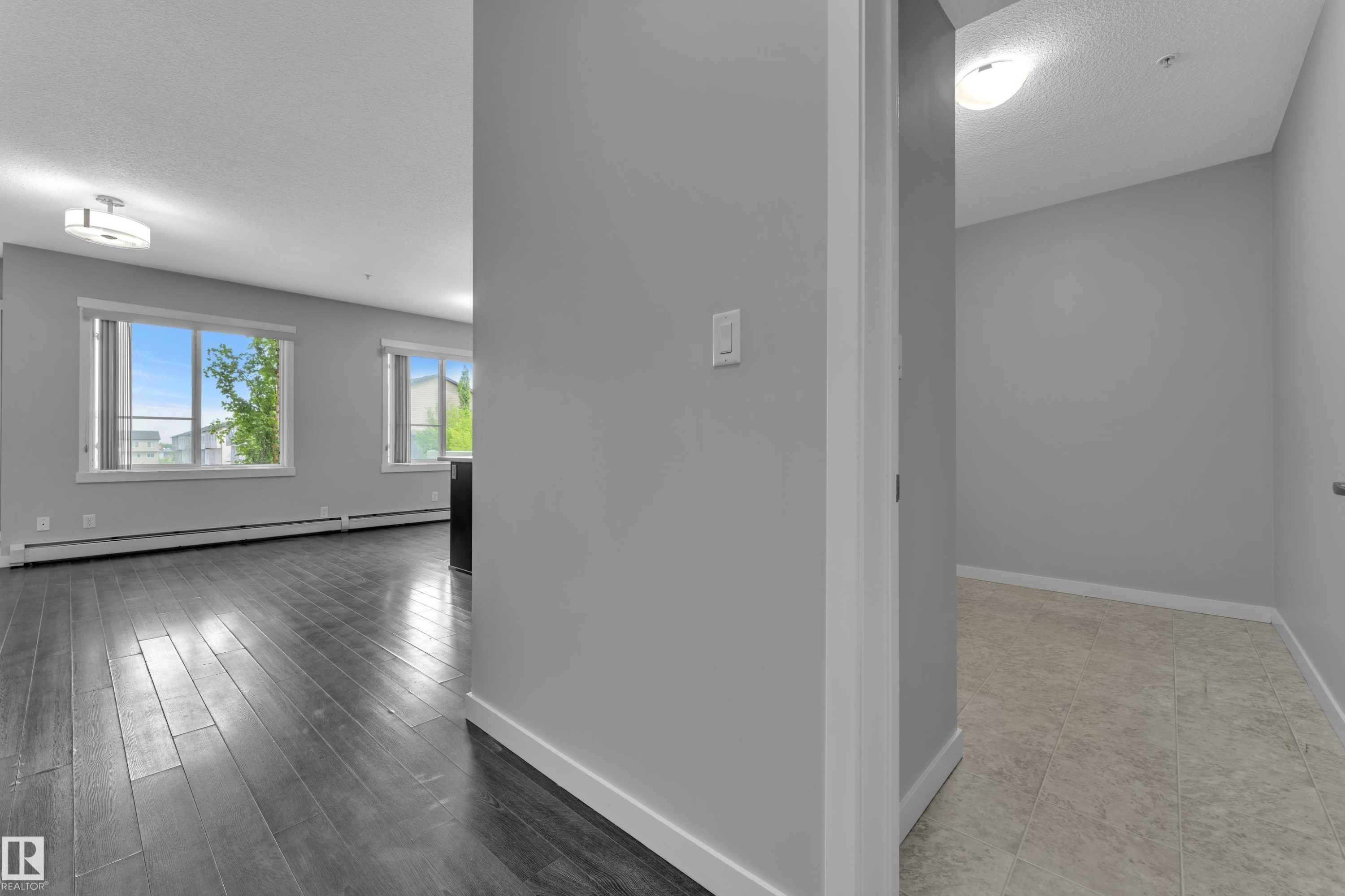 214 812 Welsh Drive, Edmonton, AB