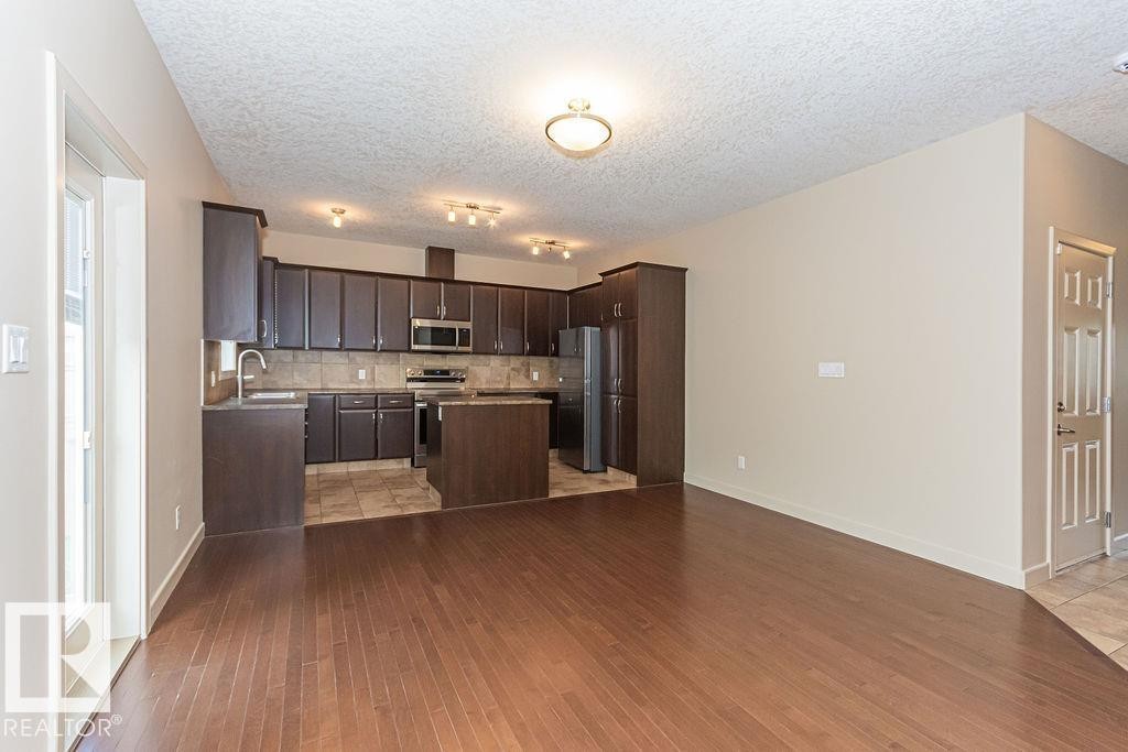 8 450 Mcconachie Way, Edmonton, AB