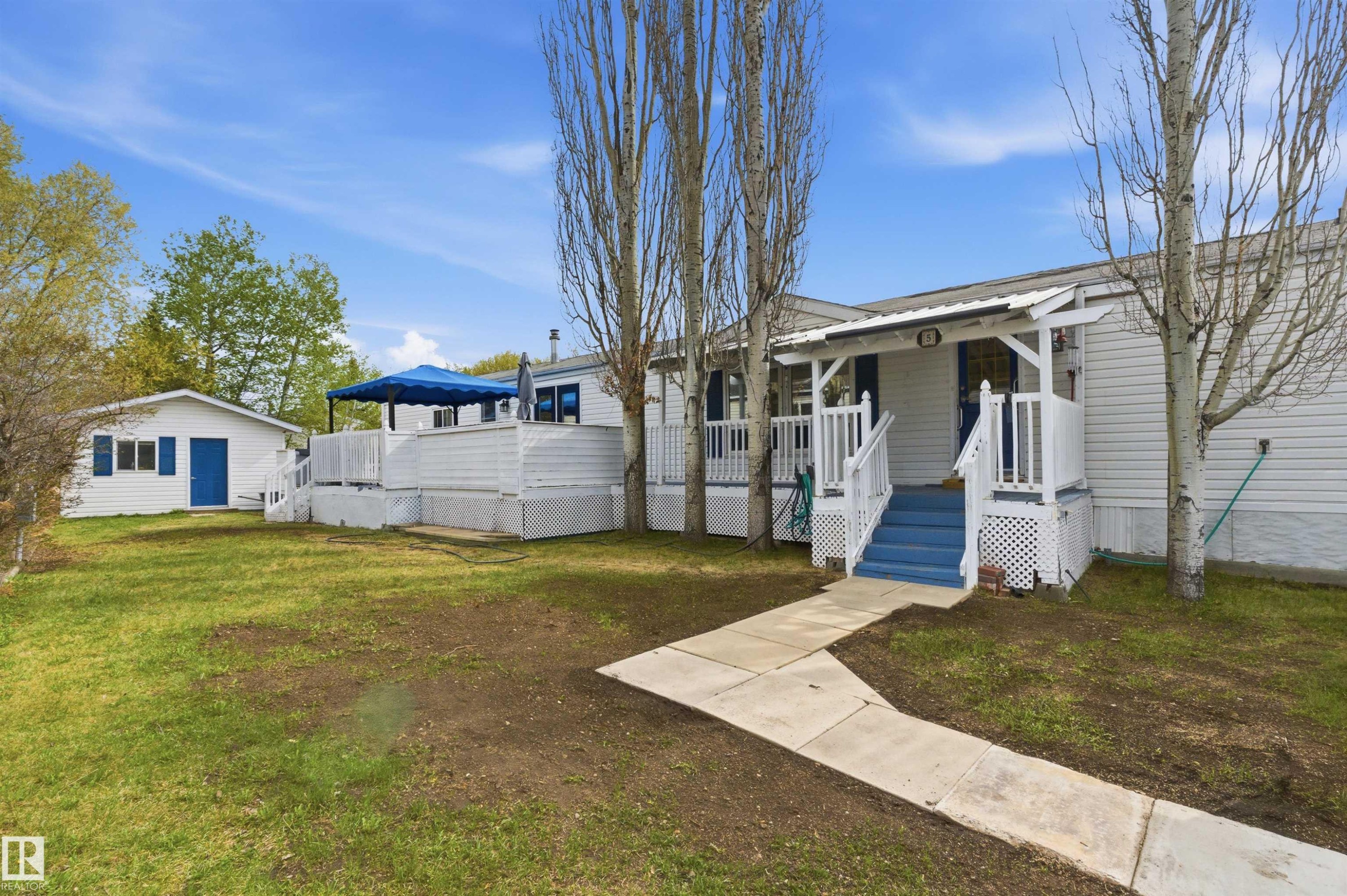 5 3400 48 Street, Stony Plain, AB - Outdoor