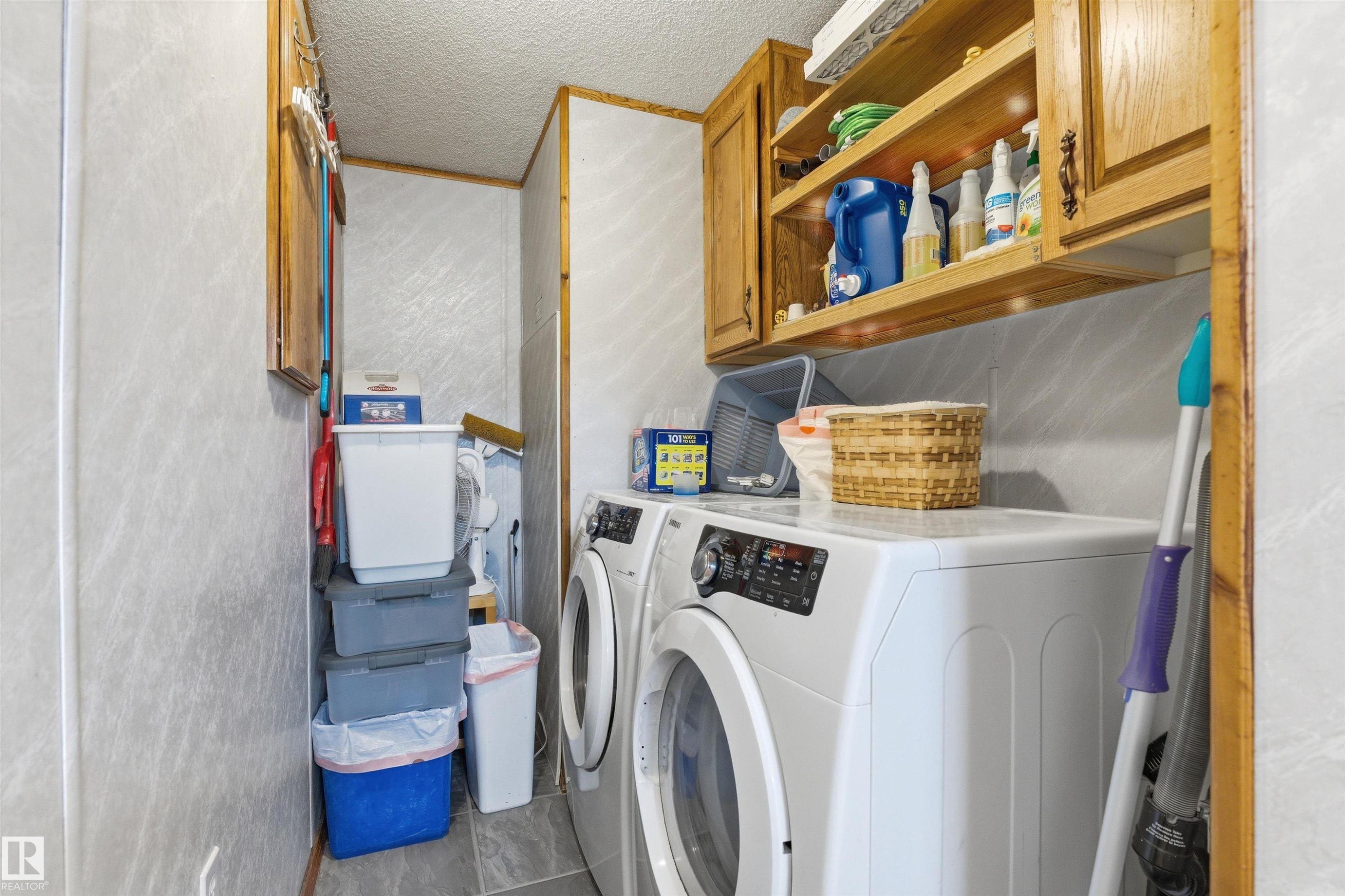 5 3400 48 Street, Stony Plain, AB - Indoor Photo Showing Laundry Room