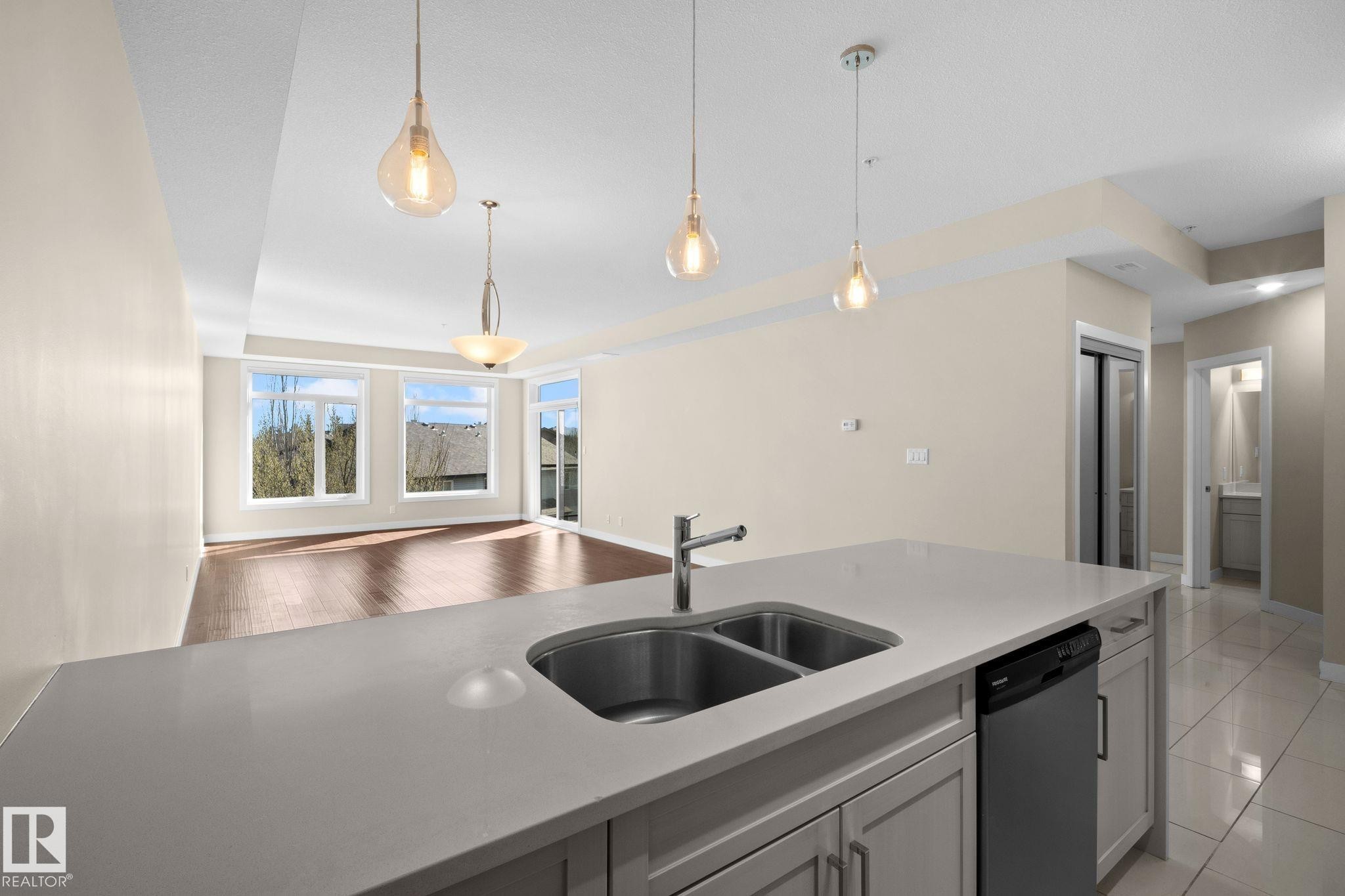 Kitchen - 309 625 Leger Way, Edmonton, AB