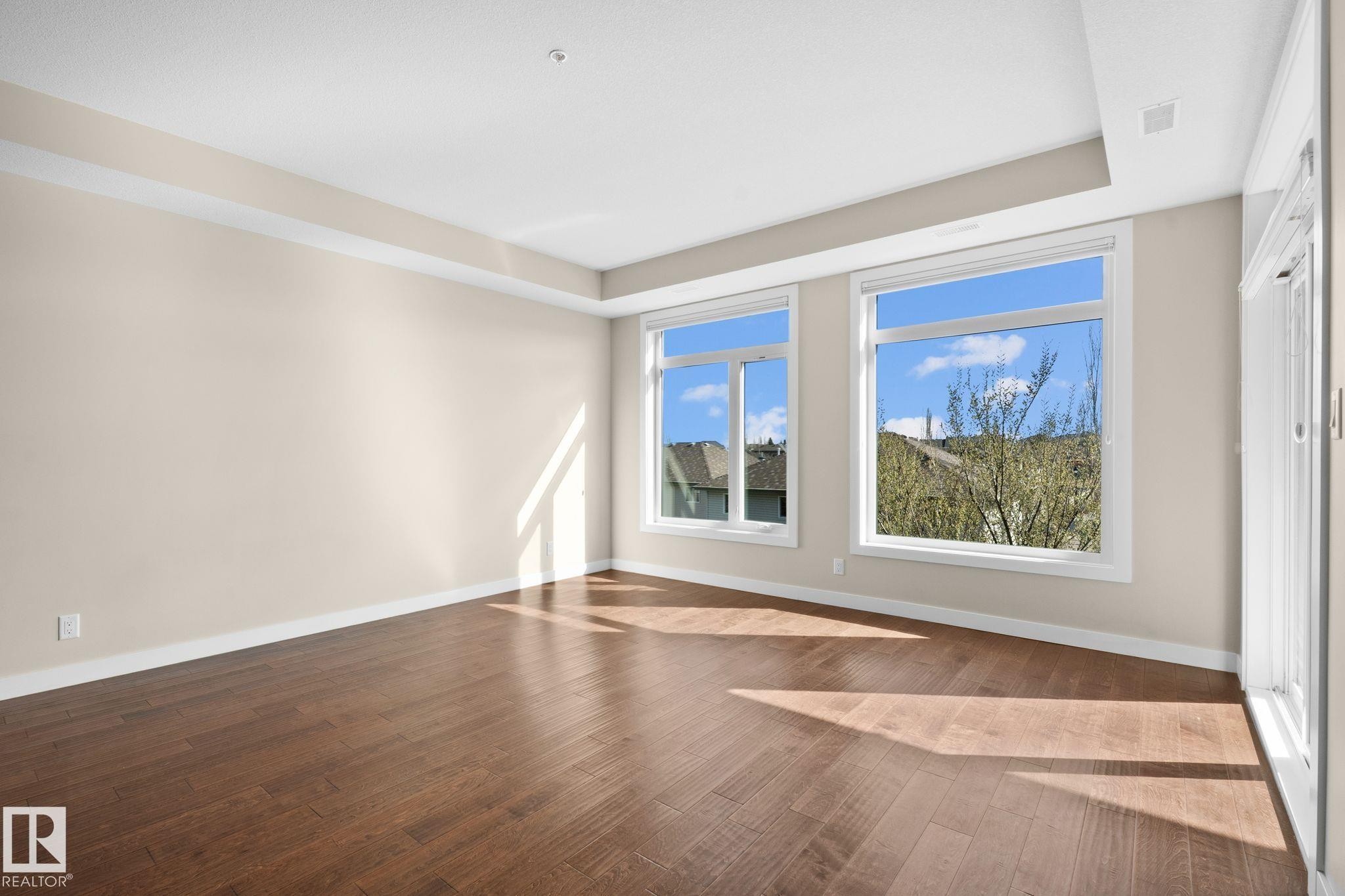 Empty room - 309 625 Leger Way, Edmonton, AB