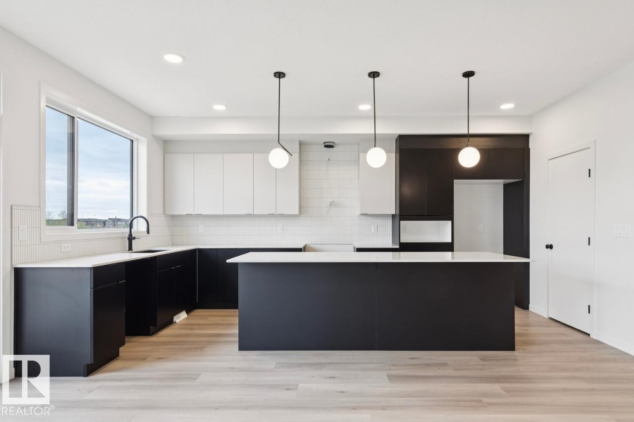 3019 5 Avenue, Edmonton, AB