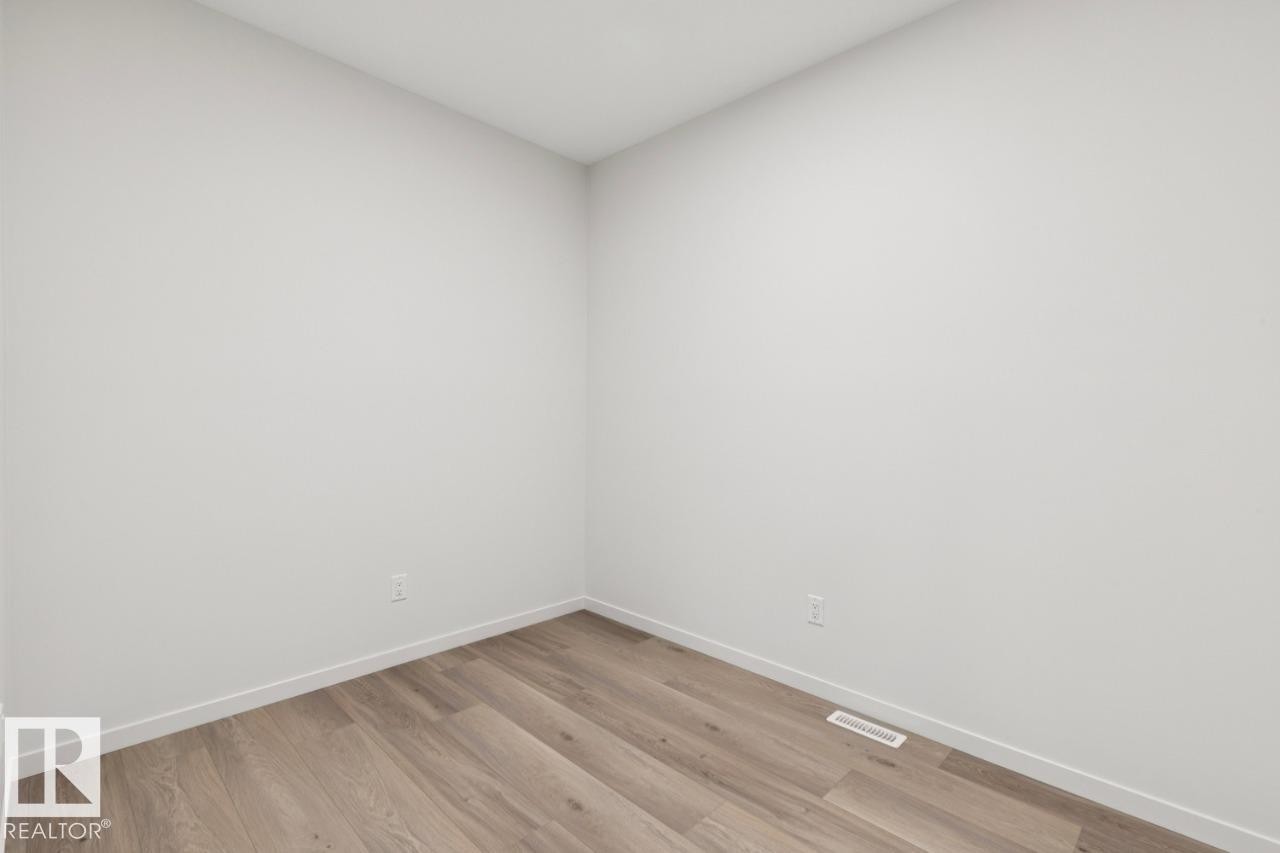 3019 5 Avenue, Edmonton, AB