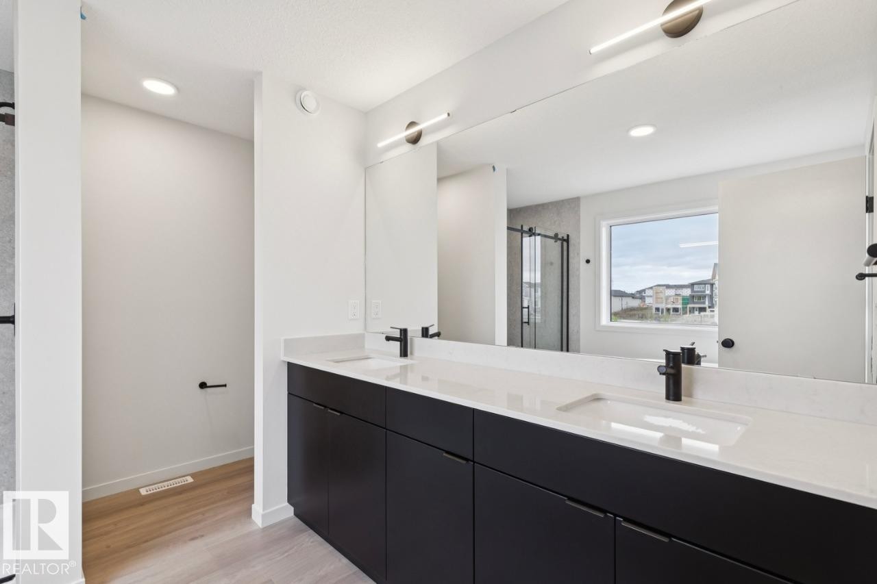 3019 5 Avenue, Edmonton, AB
