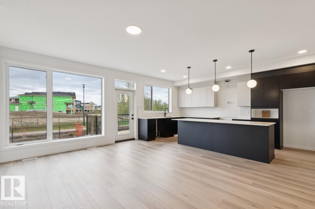 3019 5 Avenue, Edmonton, AB