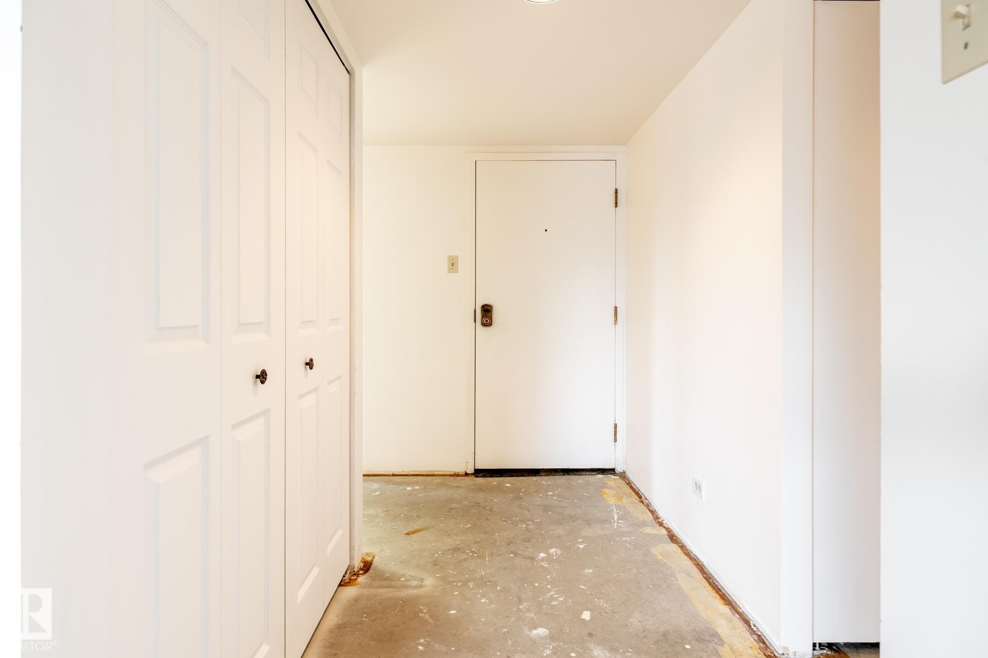 402 11027 87 Avenue, Edmonton, AB