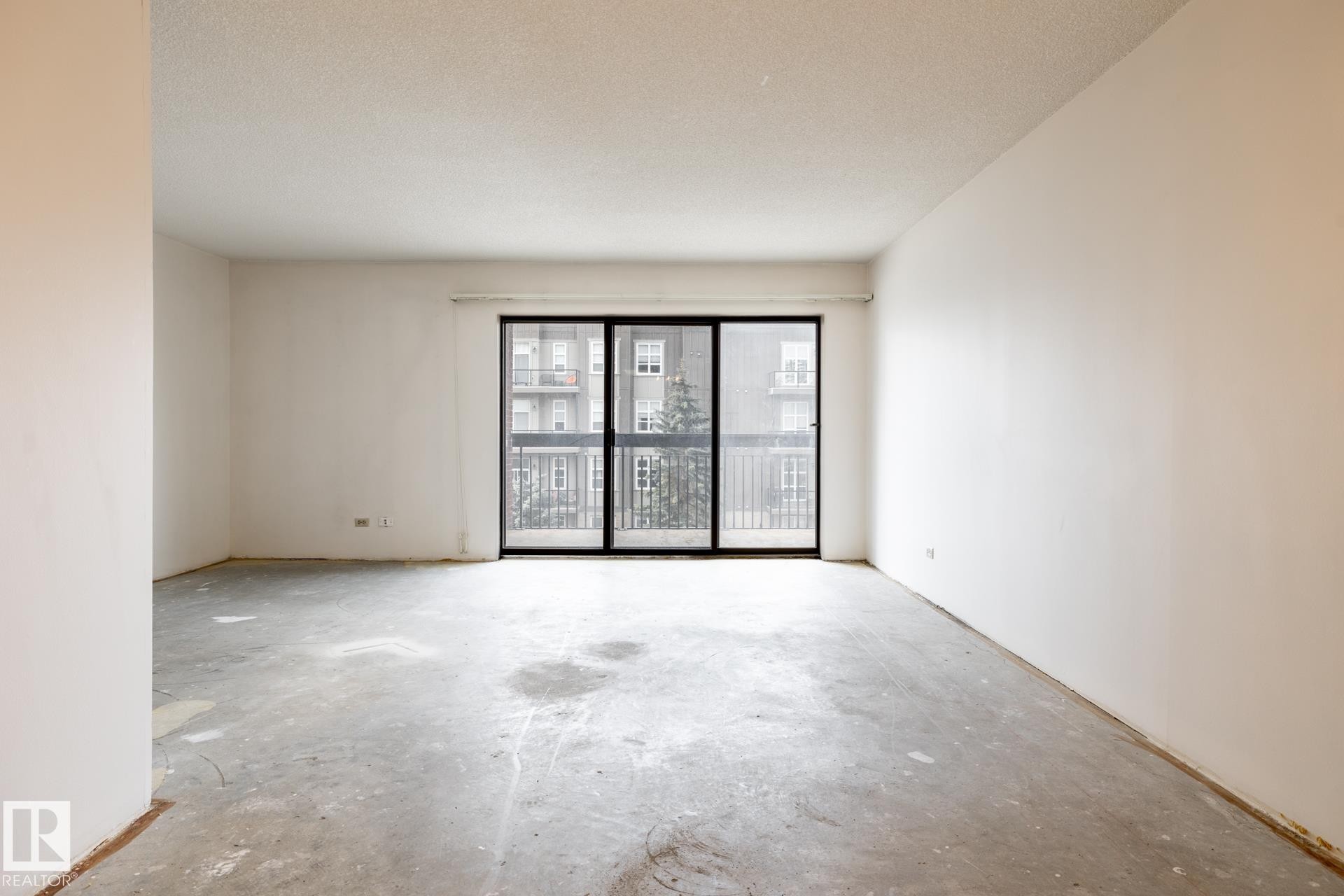 402 11027 87 Avenue, Edmonton, AB