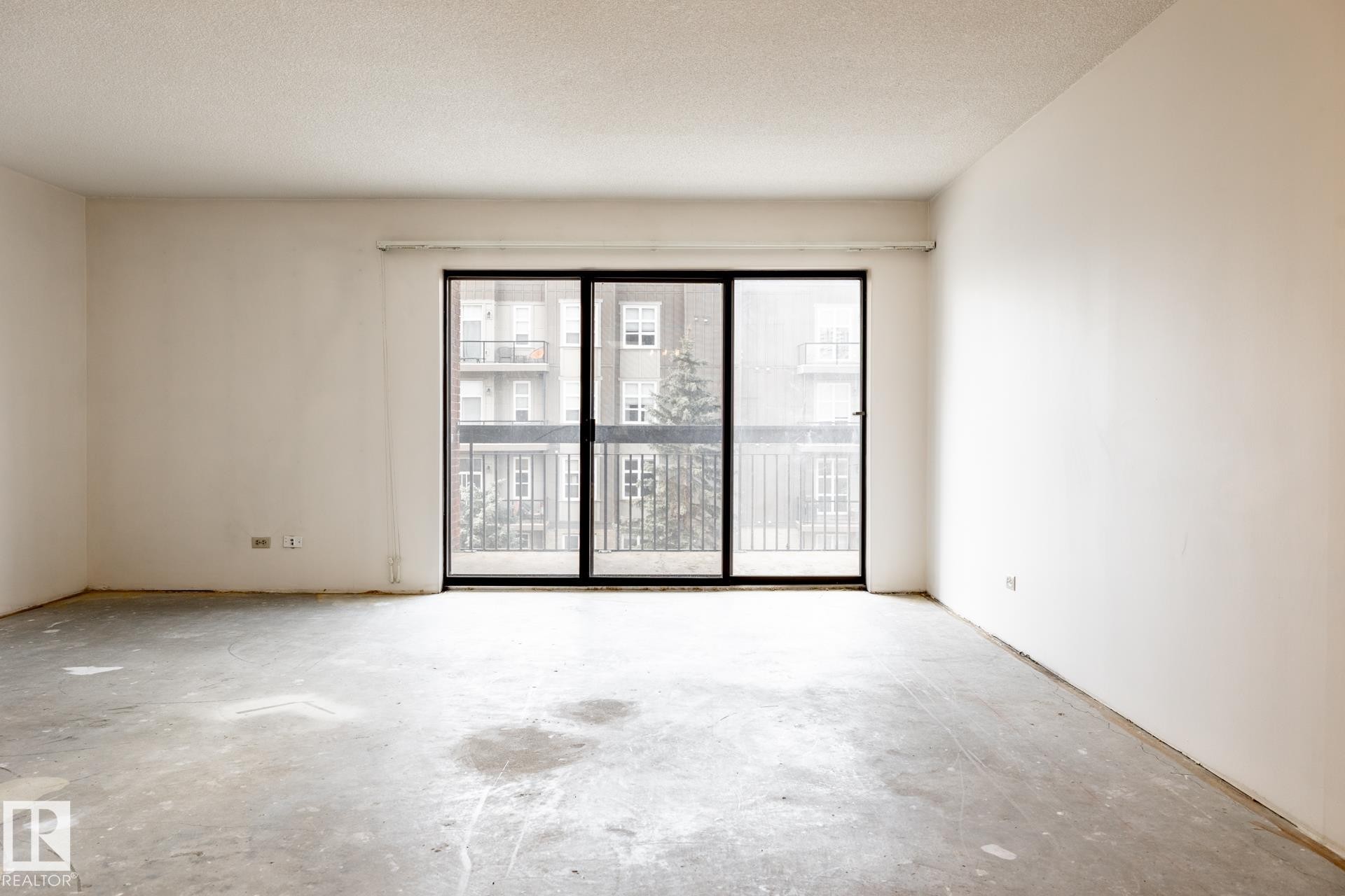 402 11027 87 Avenue, Edmonton, AB