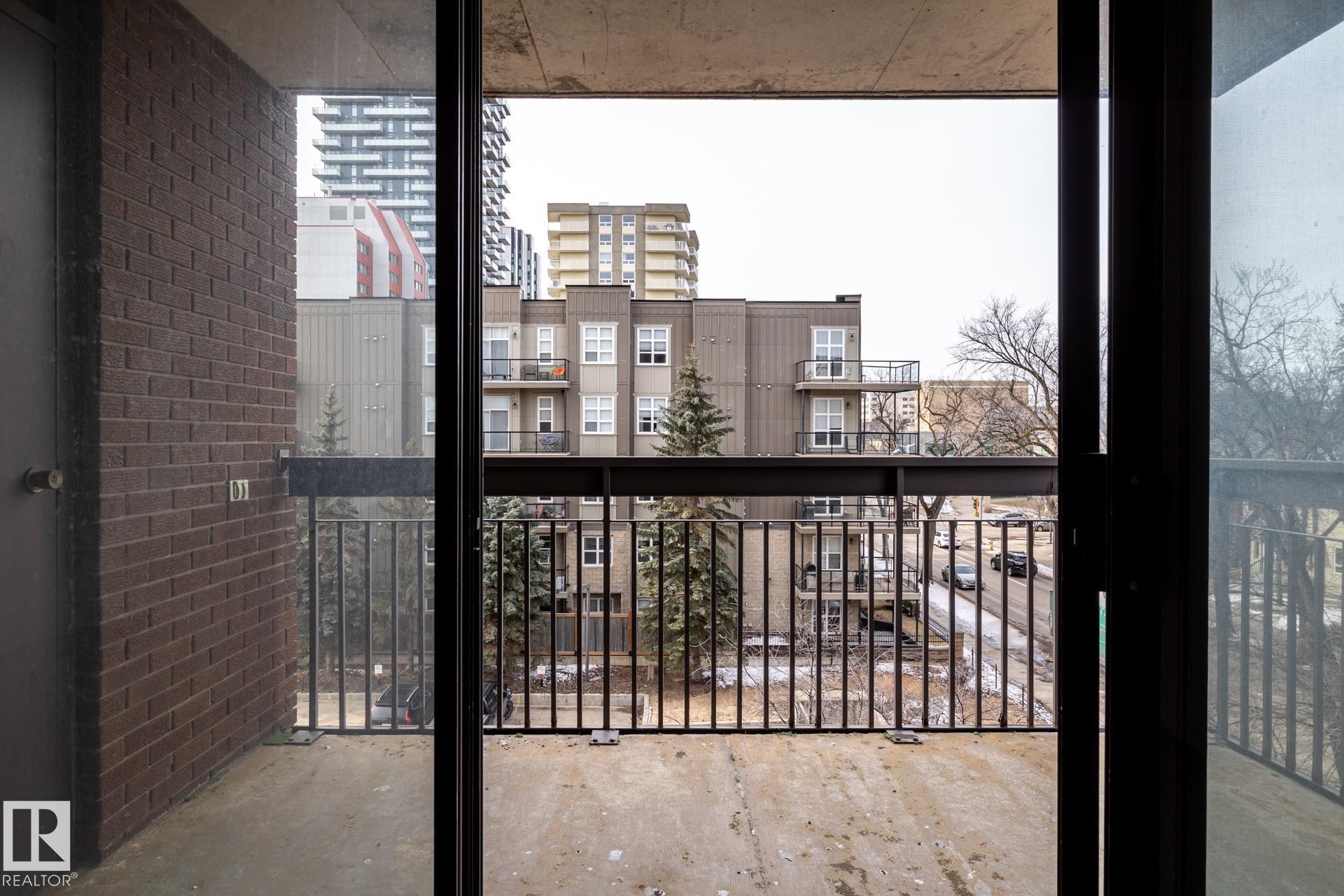 402 11027 87 Avenue, Edmonton, AB