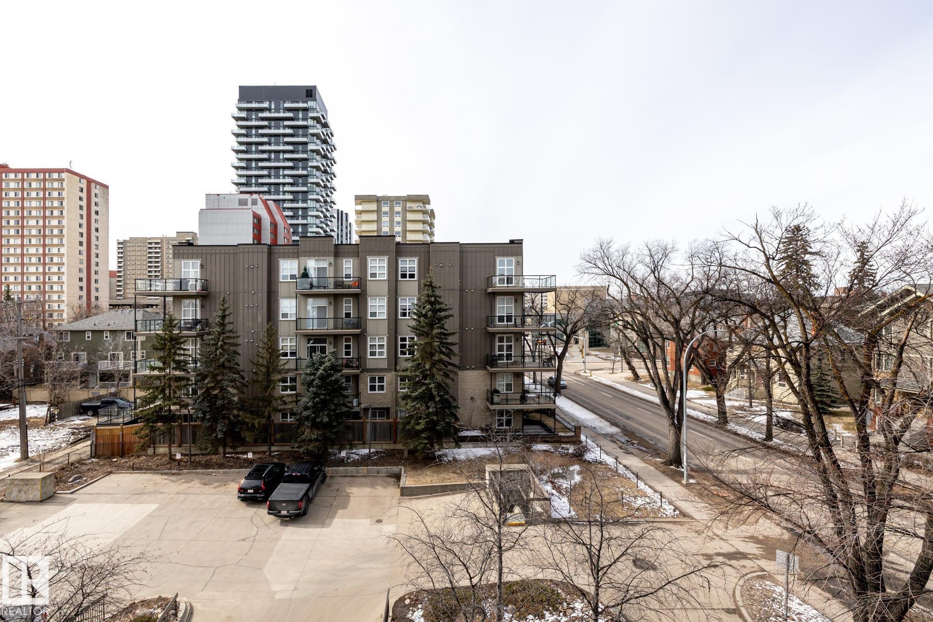 402 11027 87 Avenue, Edmonton, AB