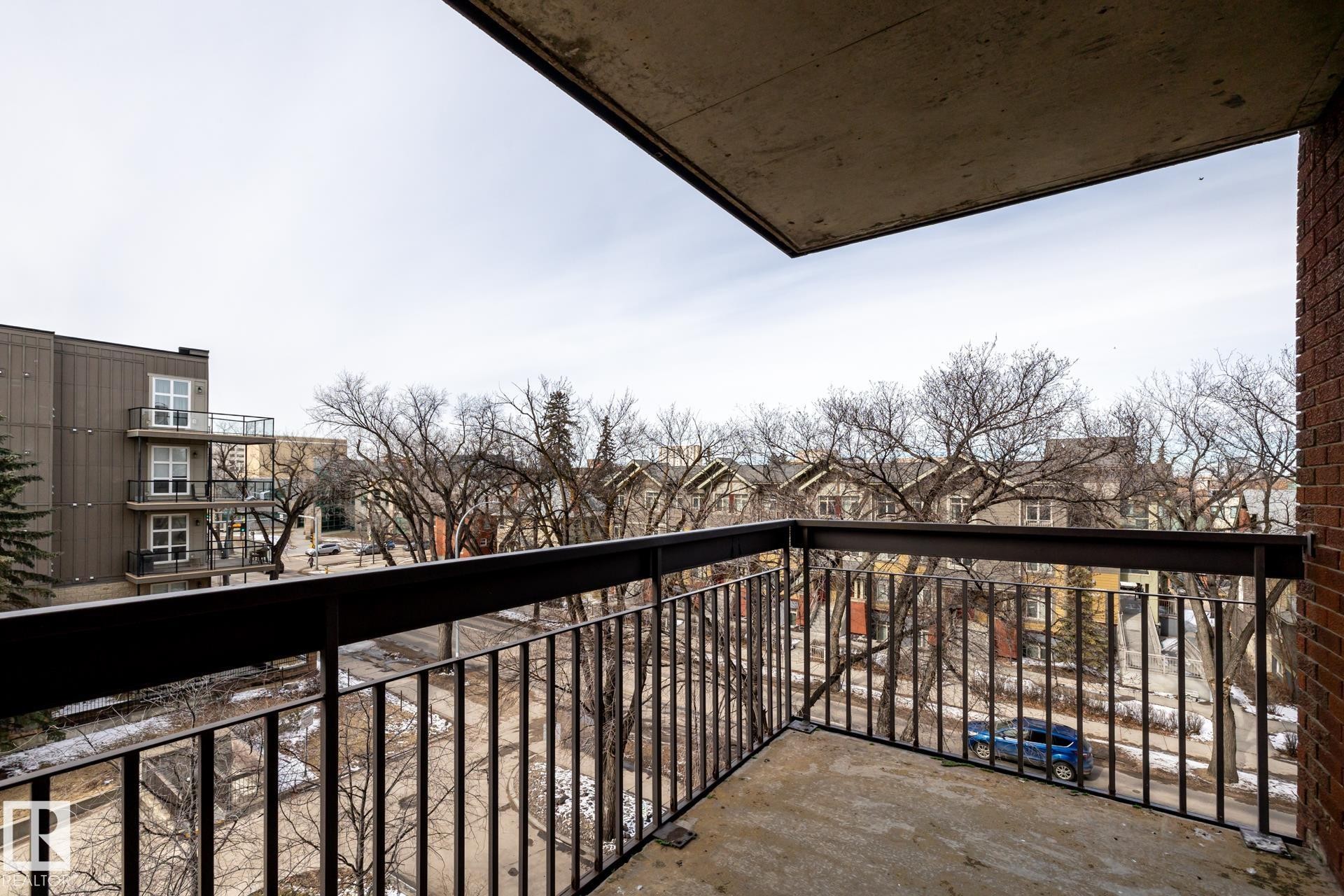 402 11027 87 Avenue, Edmonton, AB