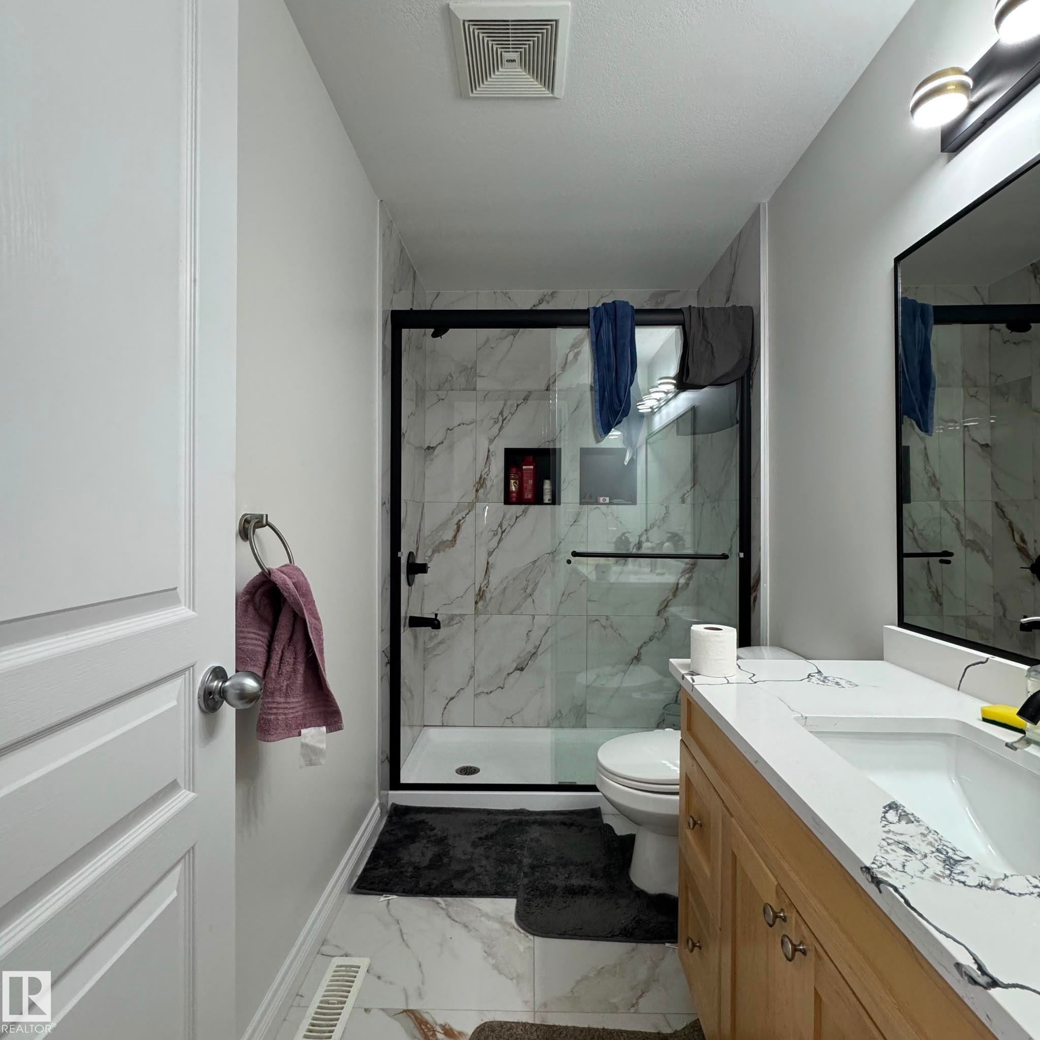 2043 49A, Edmonton, AB