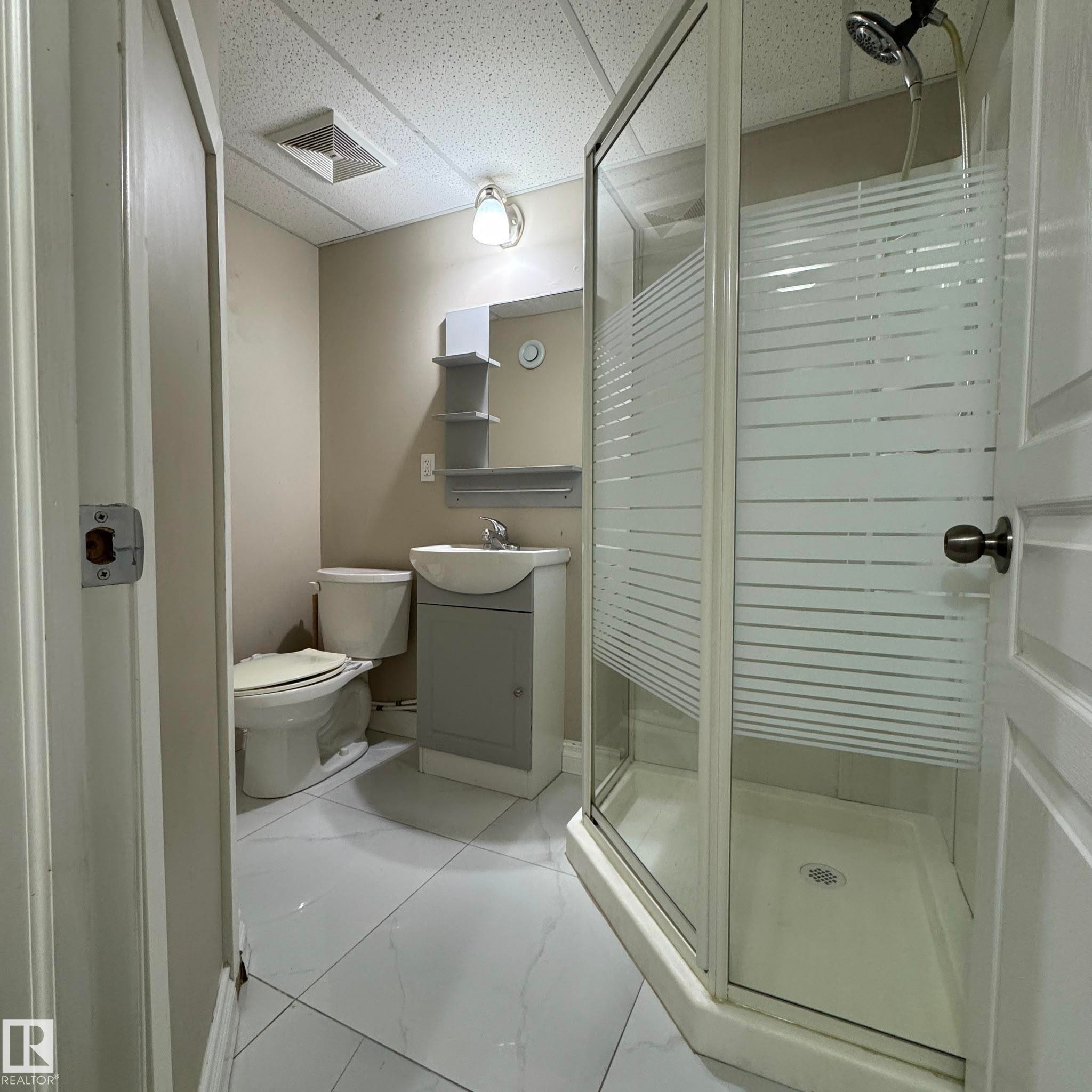 2043 49A, Edmonton, AB