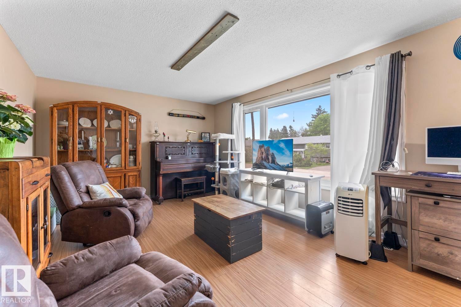 4723 57A Street, Cold Lake, AB