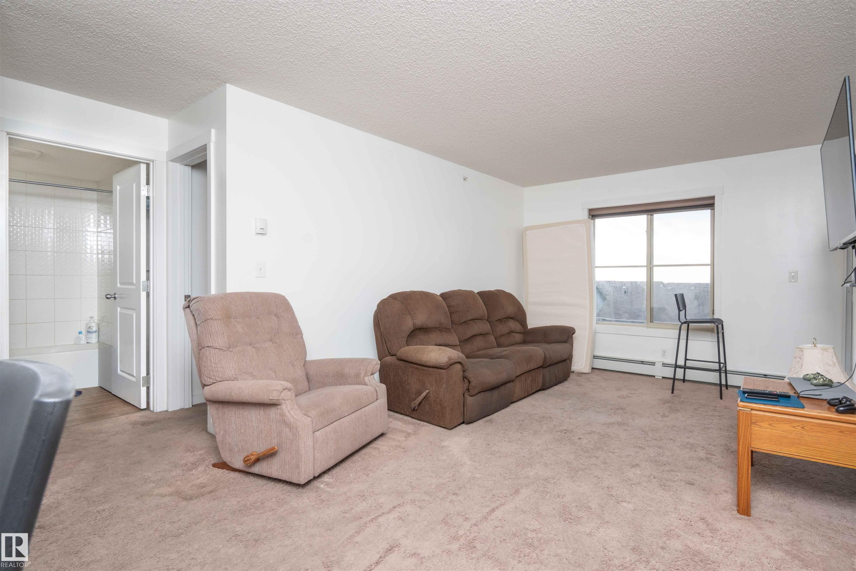 415 111 Watt Common, Edmonton, AB - Indoor