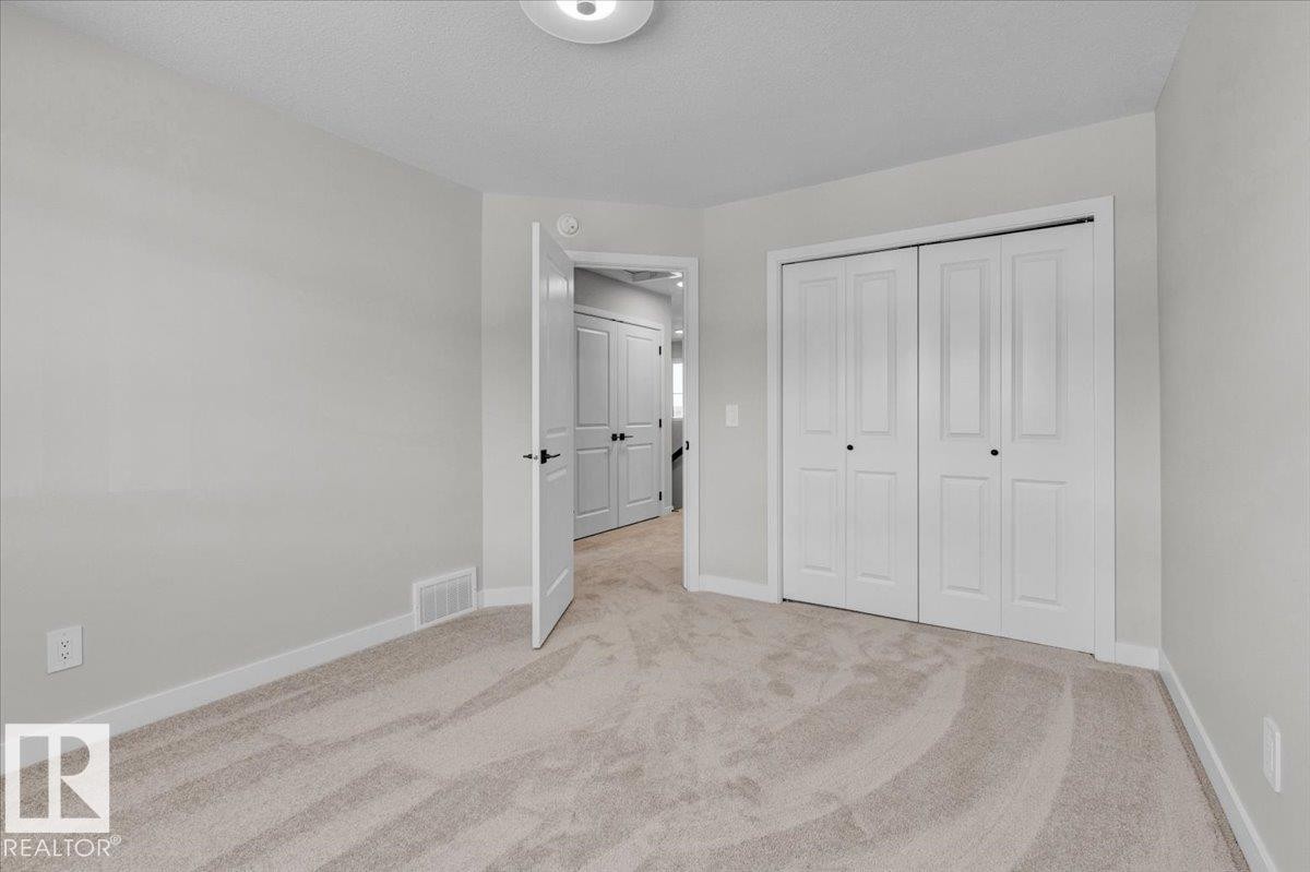 2209 Crossbill Link, Edmonton, AB