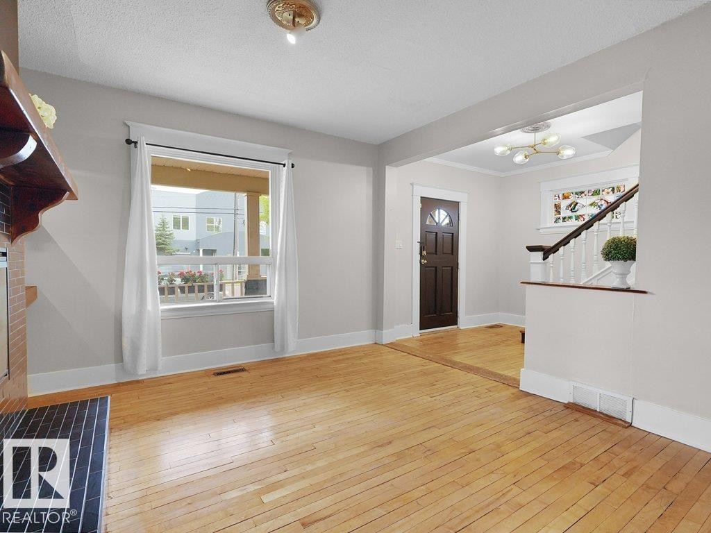 11002 106 Avenue, Edmonton, AB