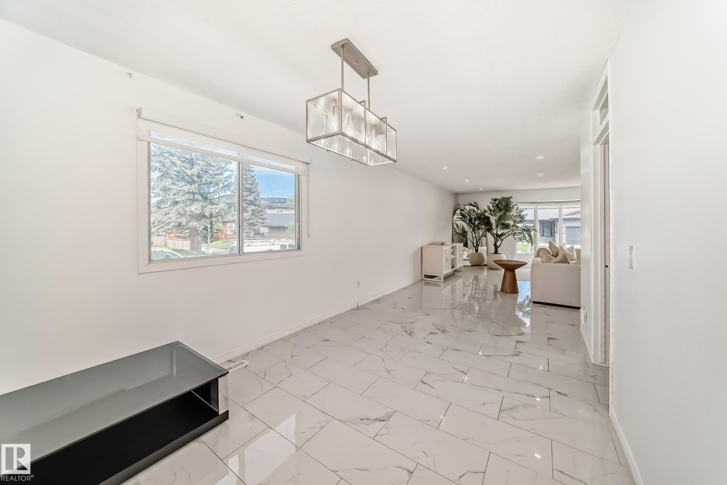 9815 159 Avenue, Edmonton, AB
