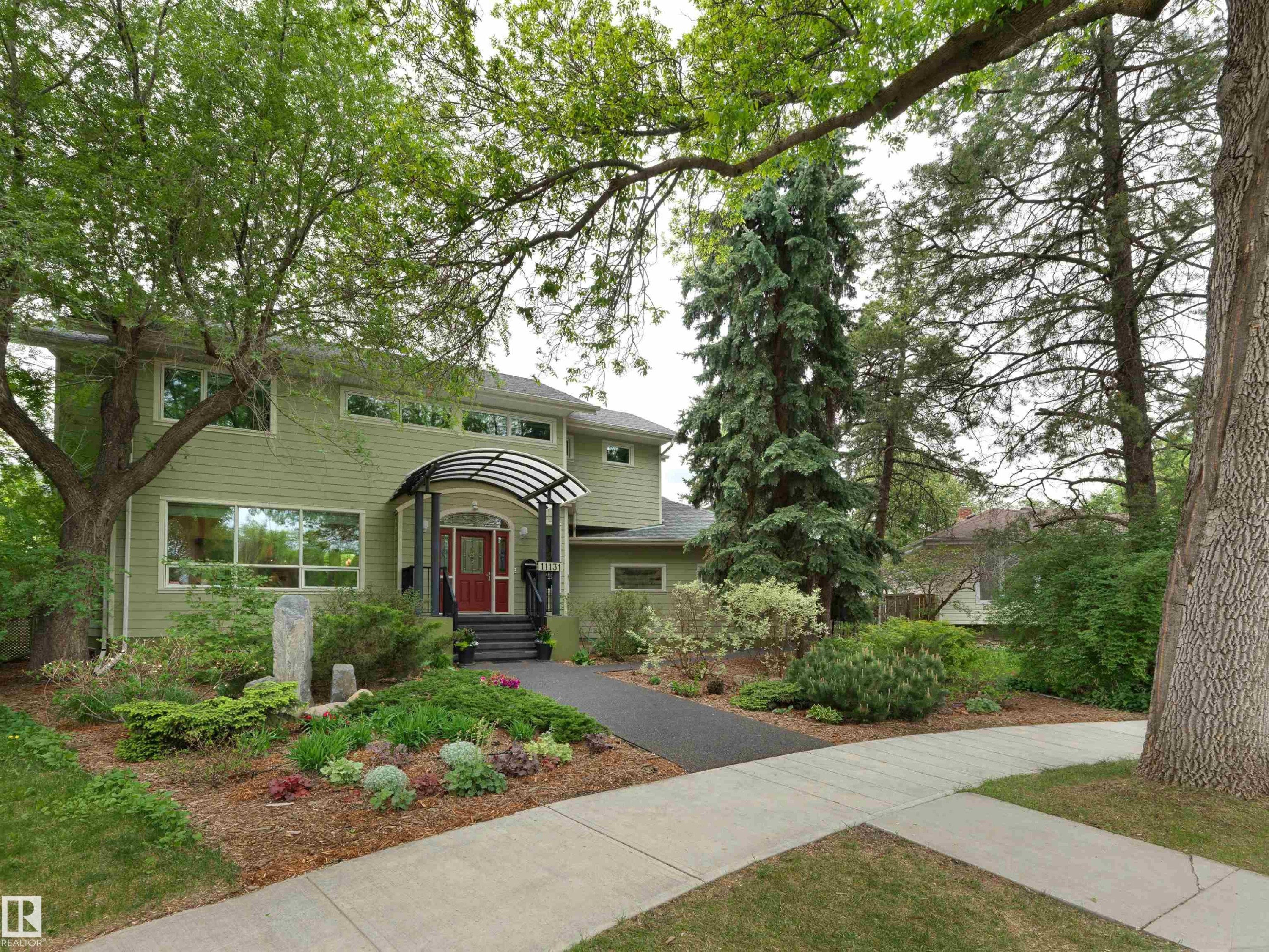 11131 75 Avenue, Edmonton, AB