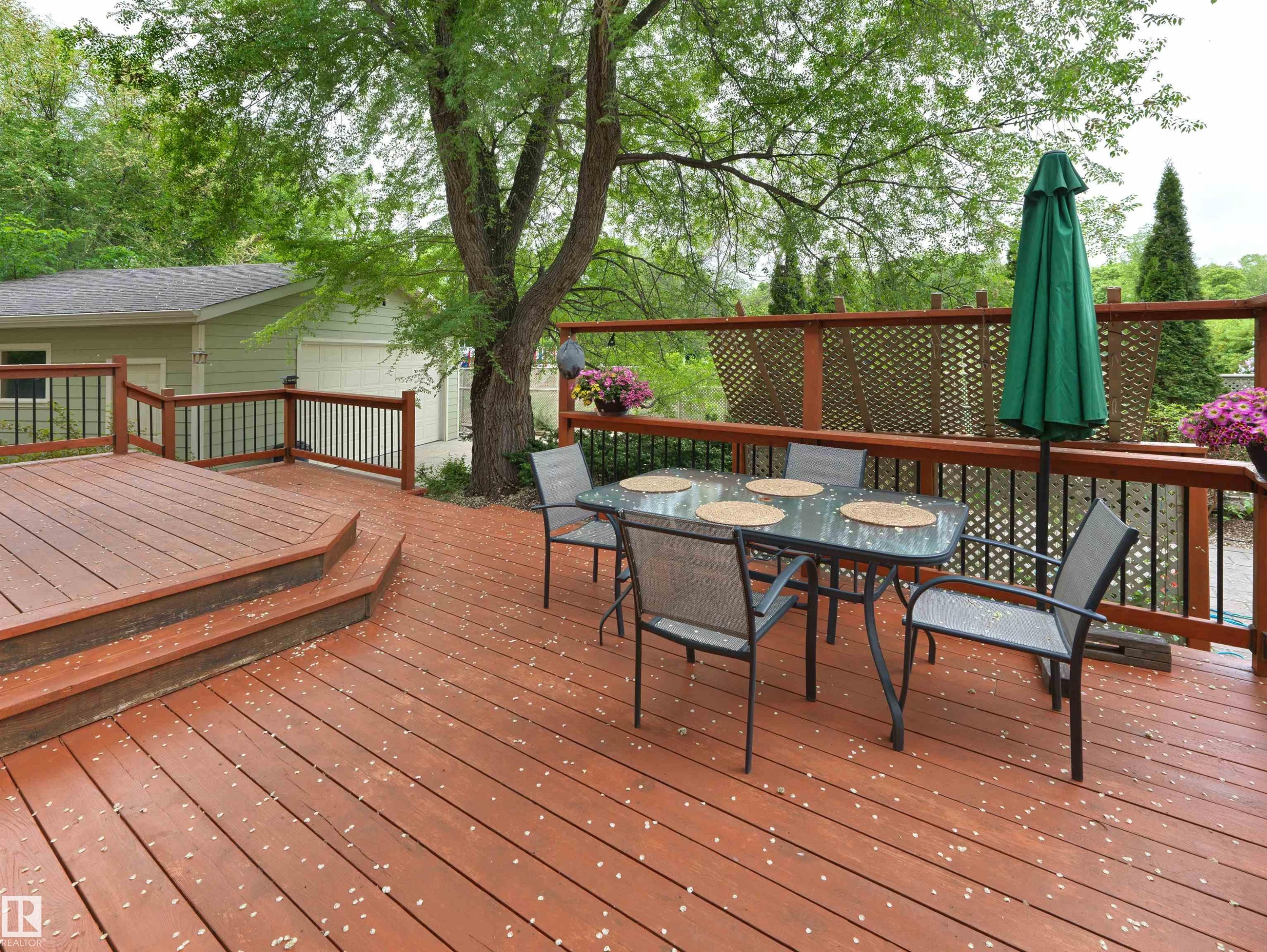 11131 75 Avenue, Edmonton, AB