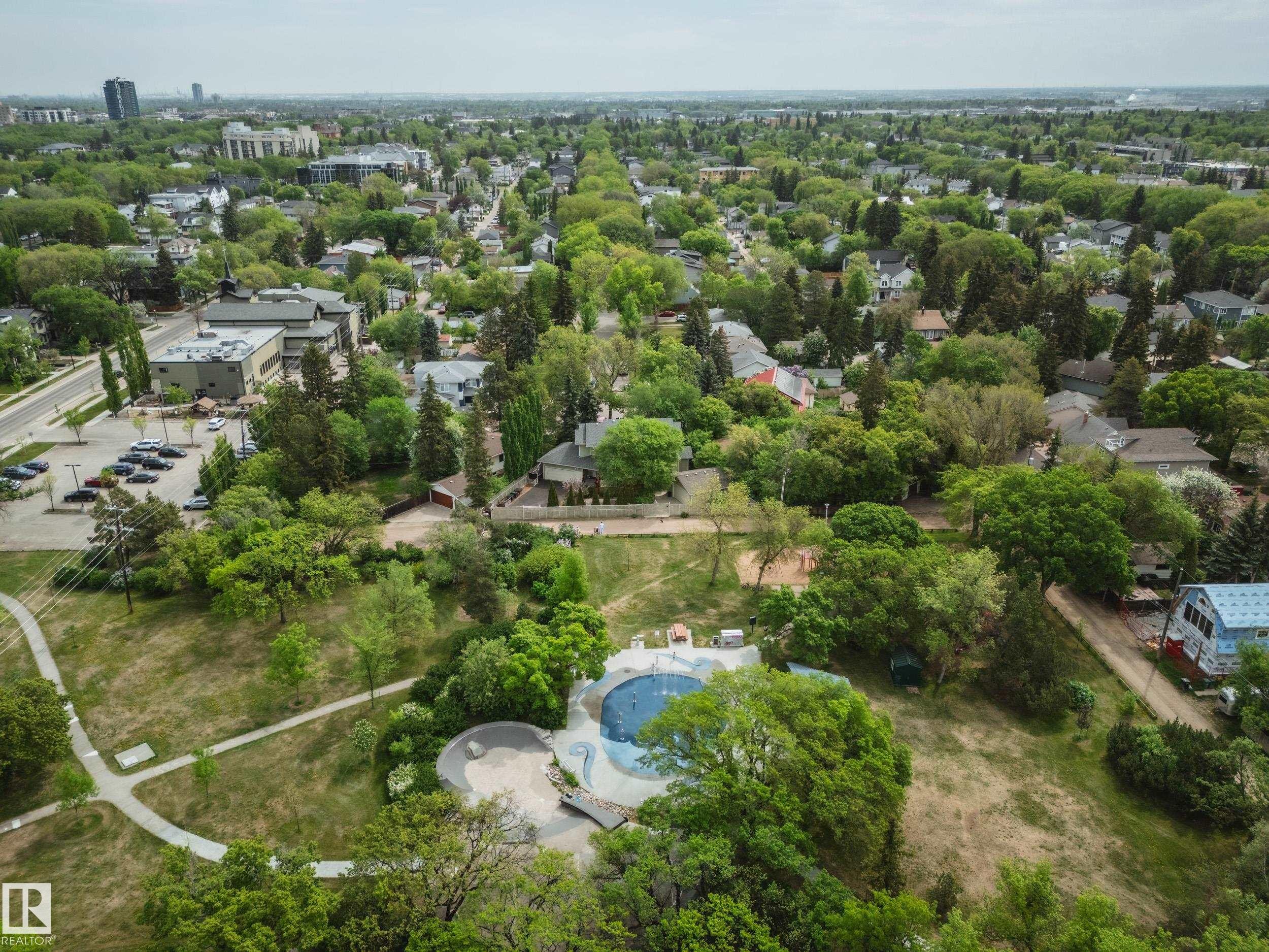 11131 75 Avenue, Edmonton, AB