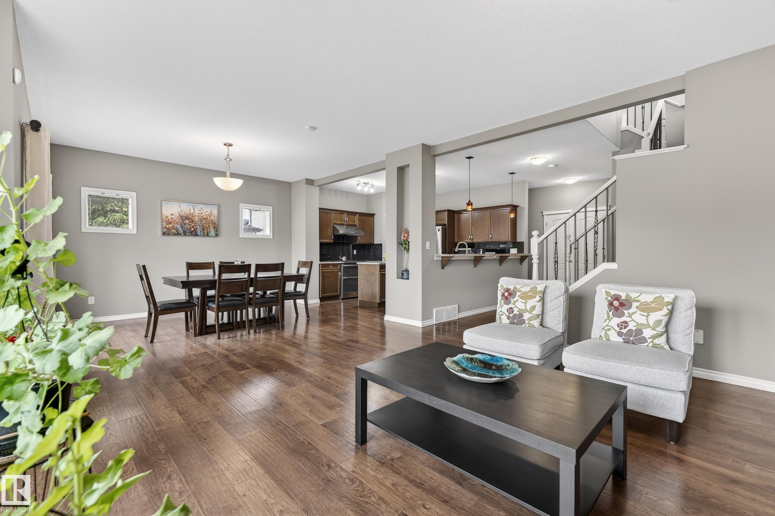 9515 221 Street, Edmonton, AB