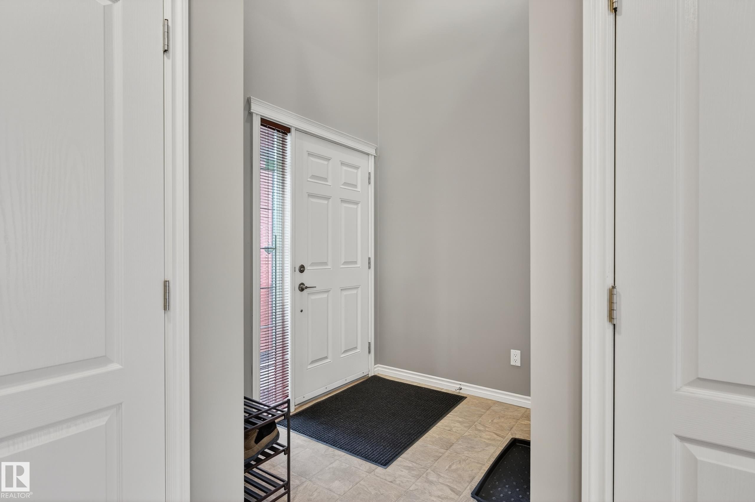 9515 221 Street, Edmonton, AB