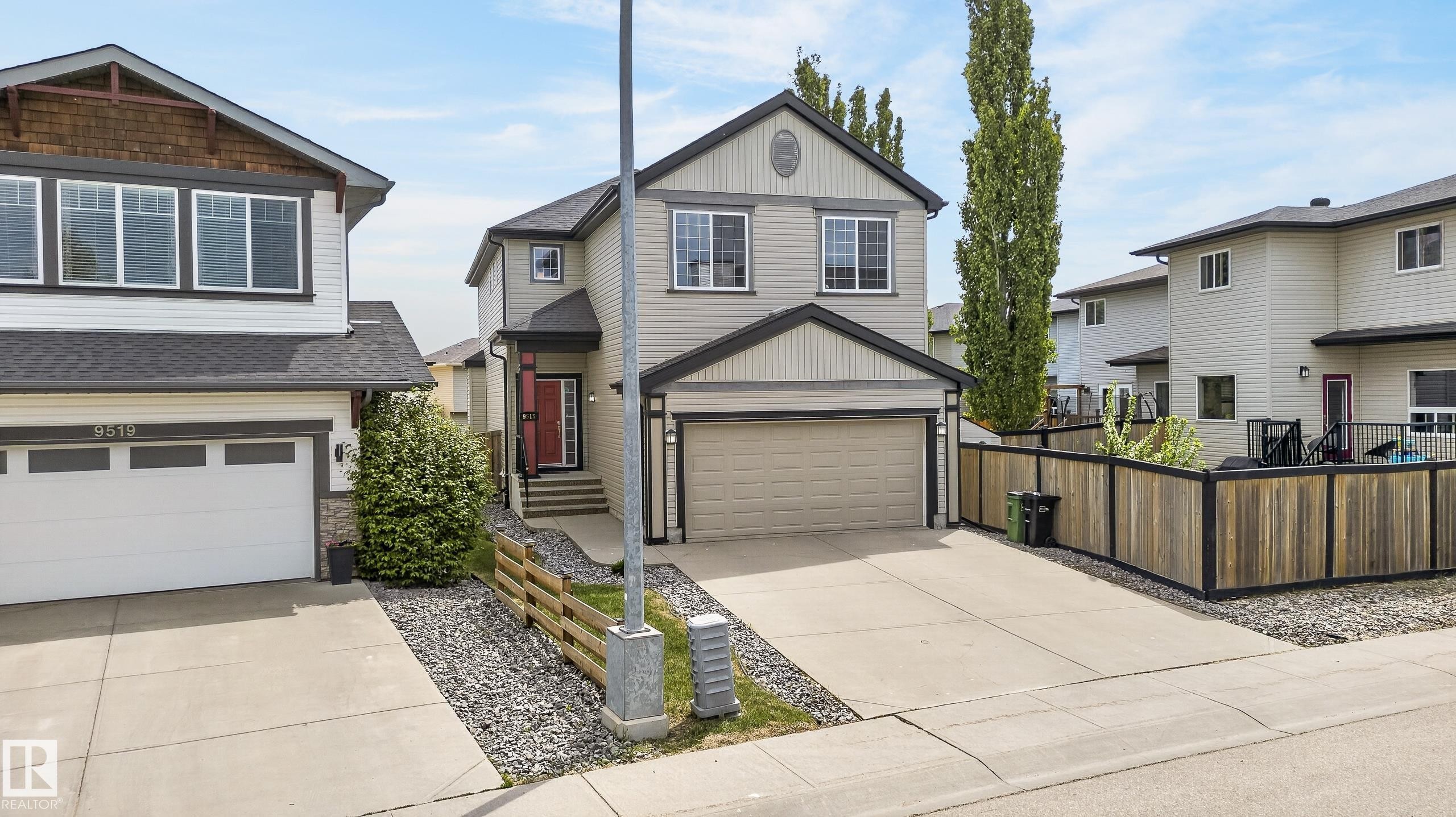 9515 221 Street, Edmonton, AB