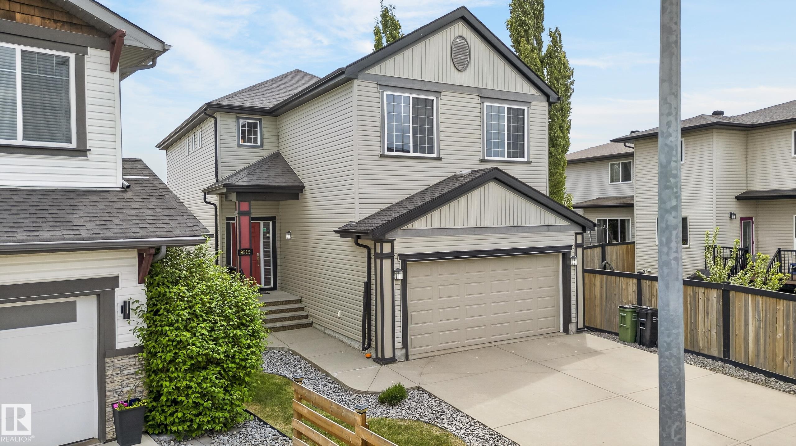 9515 221 Street, Edmonton, AB