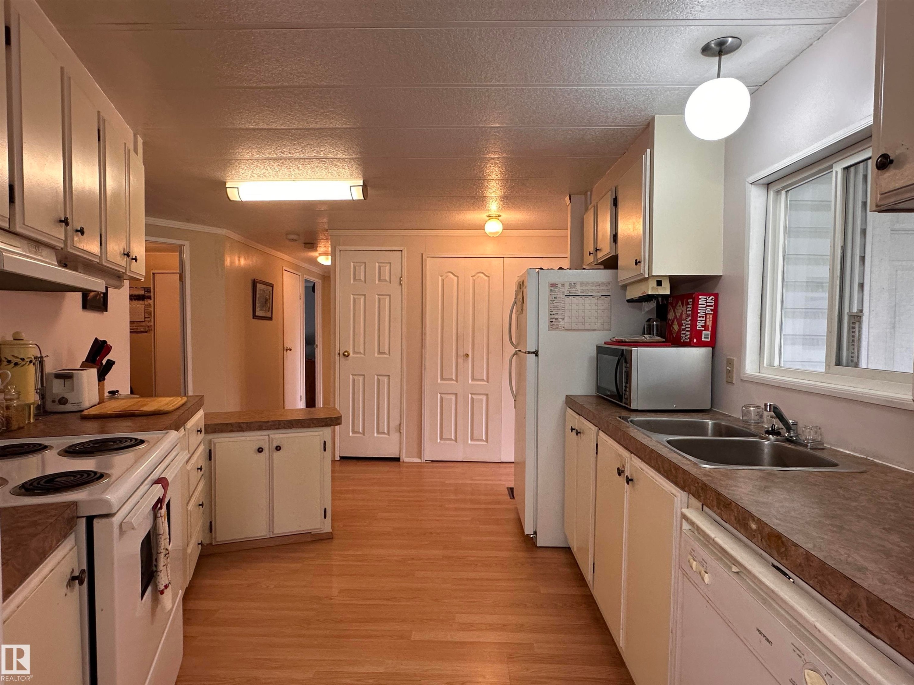 4612 50 Street, Fawcett, AB