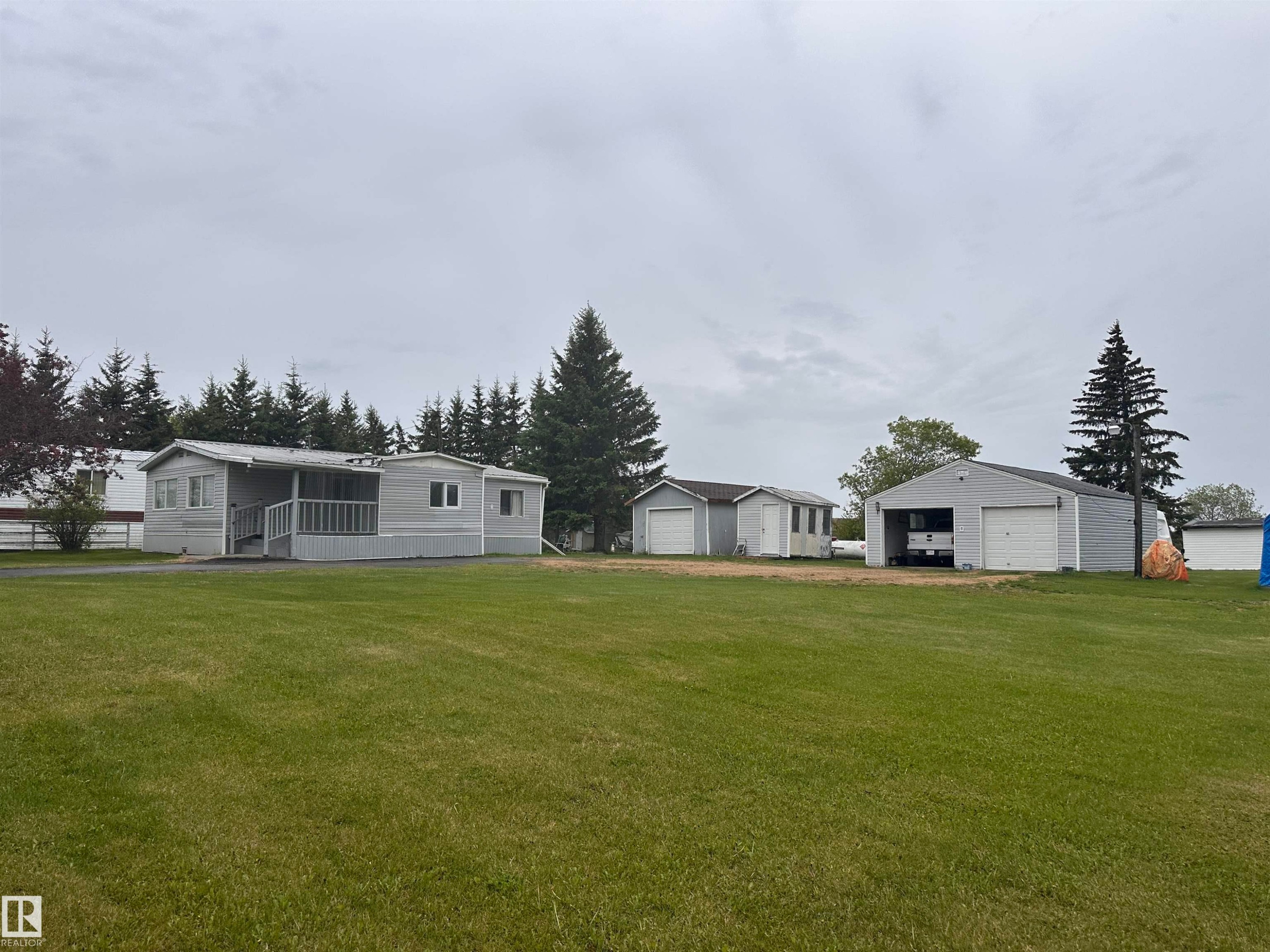 4612 50 Street, Fawcett, AB
