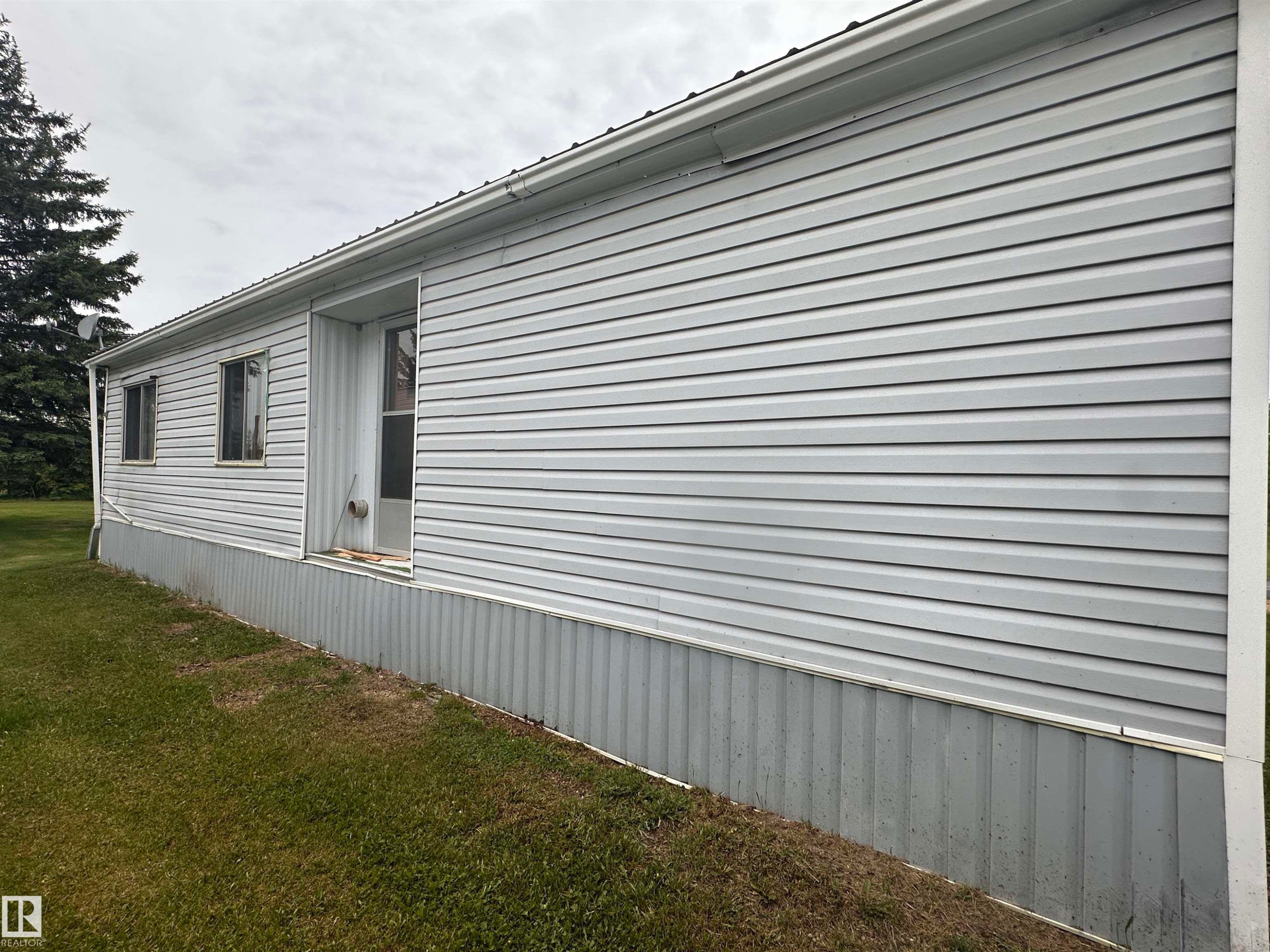 4612 50 Street, Fawcett, AB