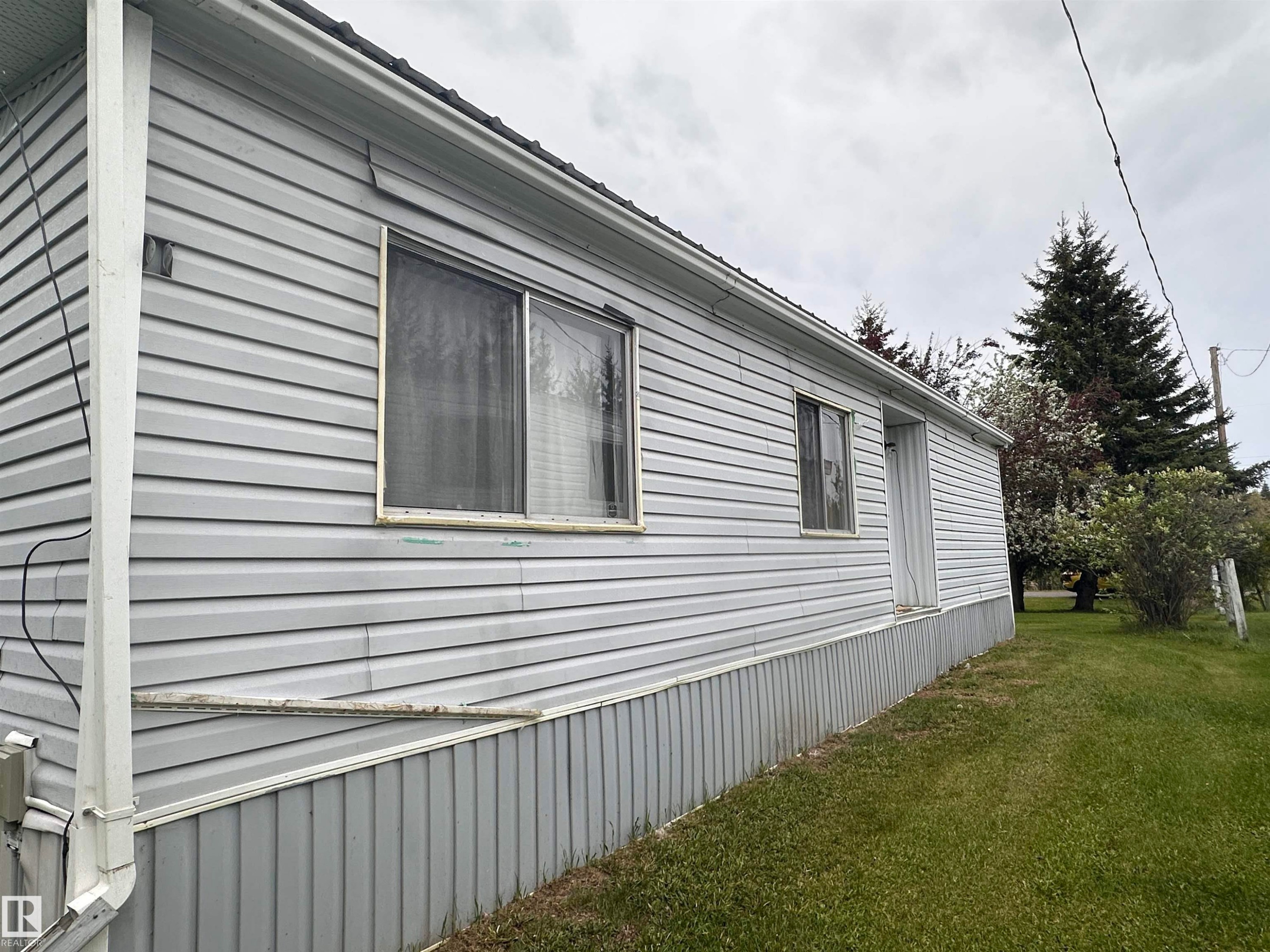 4612 50 Street, Fawcett, AB