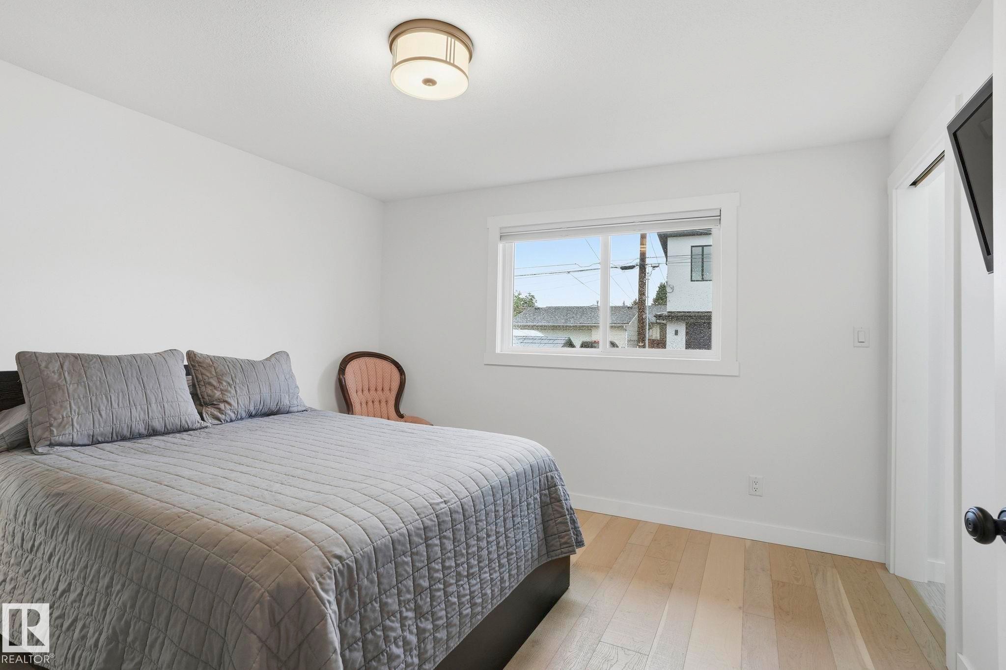 4502 53 Avenue, Leduc, AB - Indoor Photo Showing Bedroom