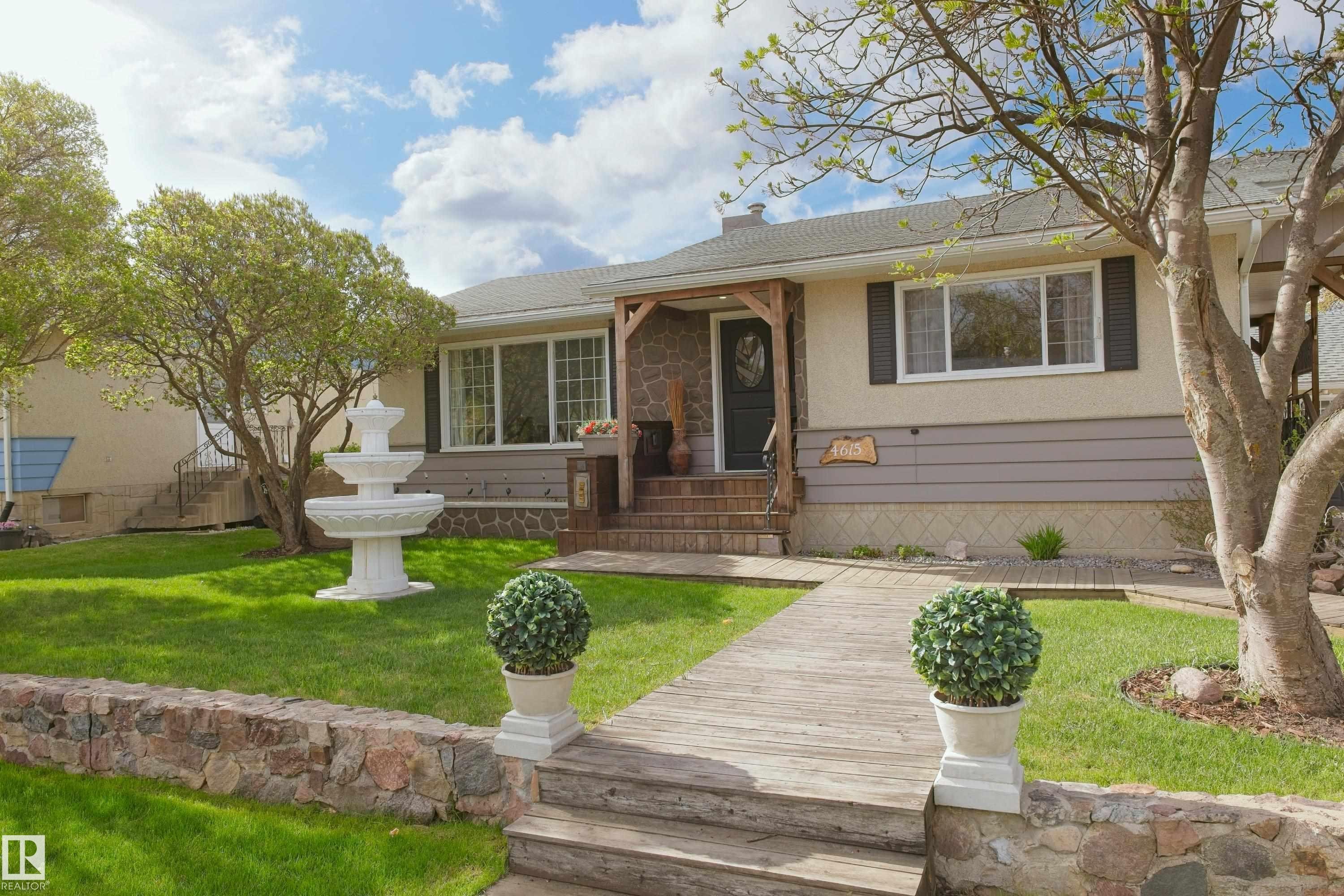 4615 54 Avenue, Barrhead, AB - Outdoor With Deck Patio Veranda