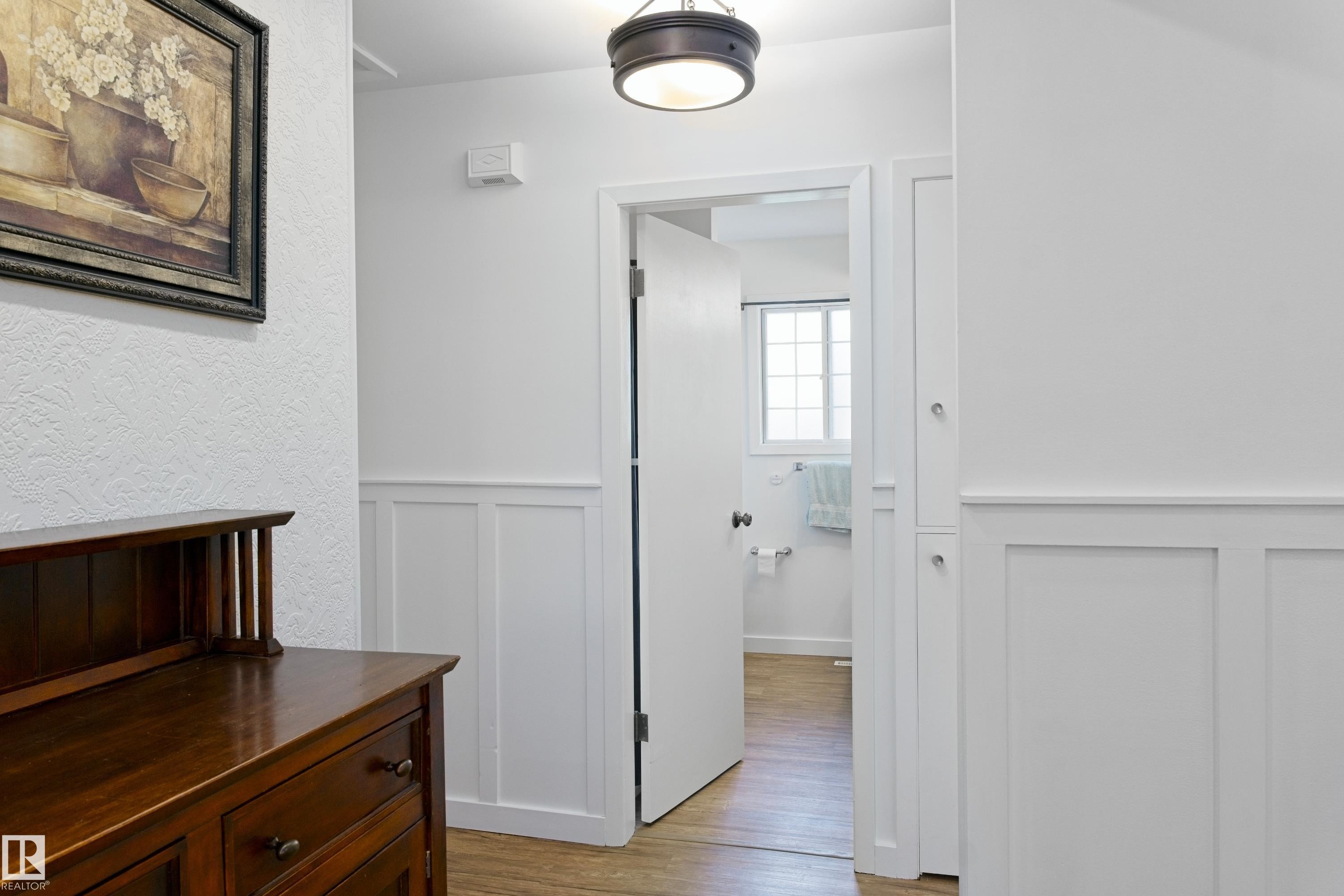 4615 54 Avenue, Barrhead, AB - Indoor Photo Showing Other Room