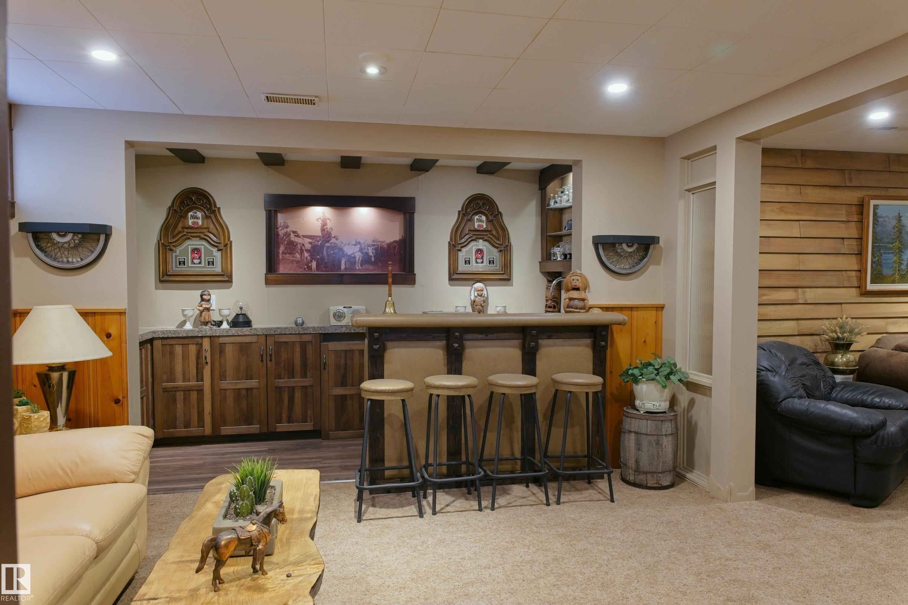 4615 54 Avenue, Barrhead, AB - Indoor