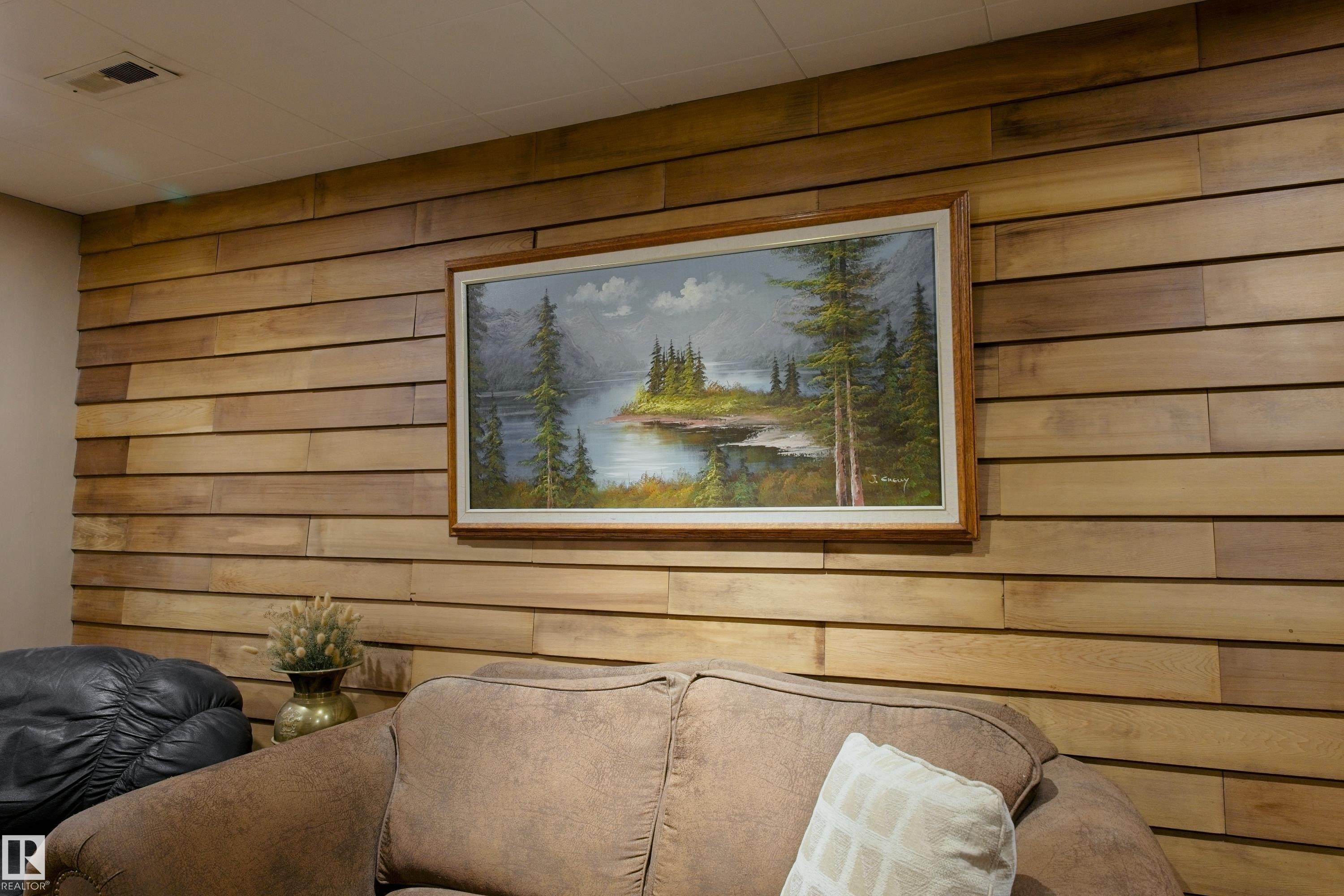 4615 54 Avenue, Barrhead, AB - Indoor Photo Showing Other Room