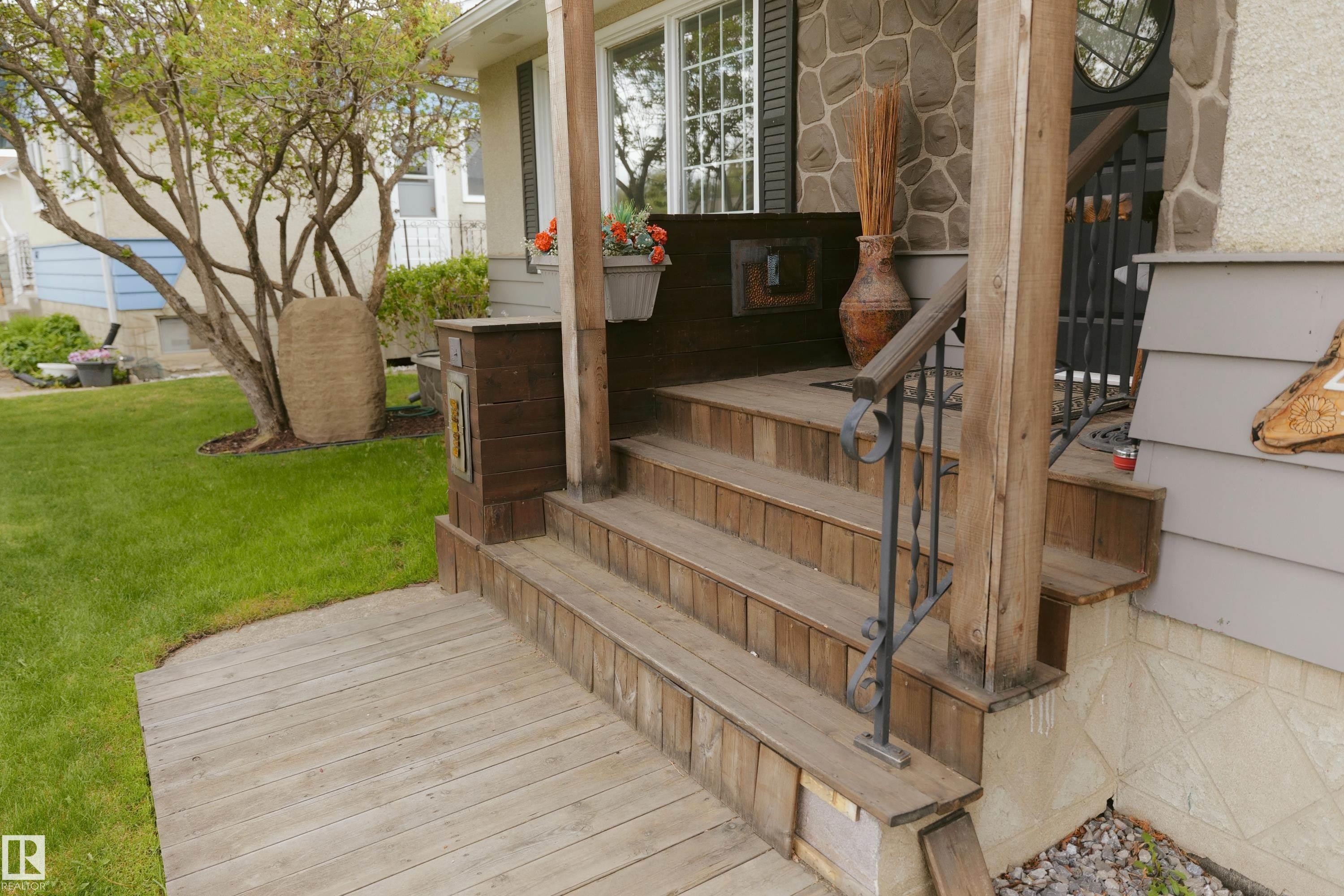 4615 54 Avenue, Barrhead, AB - Outdoor With Deck Patio Veranda With Exterior