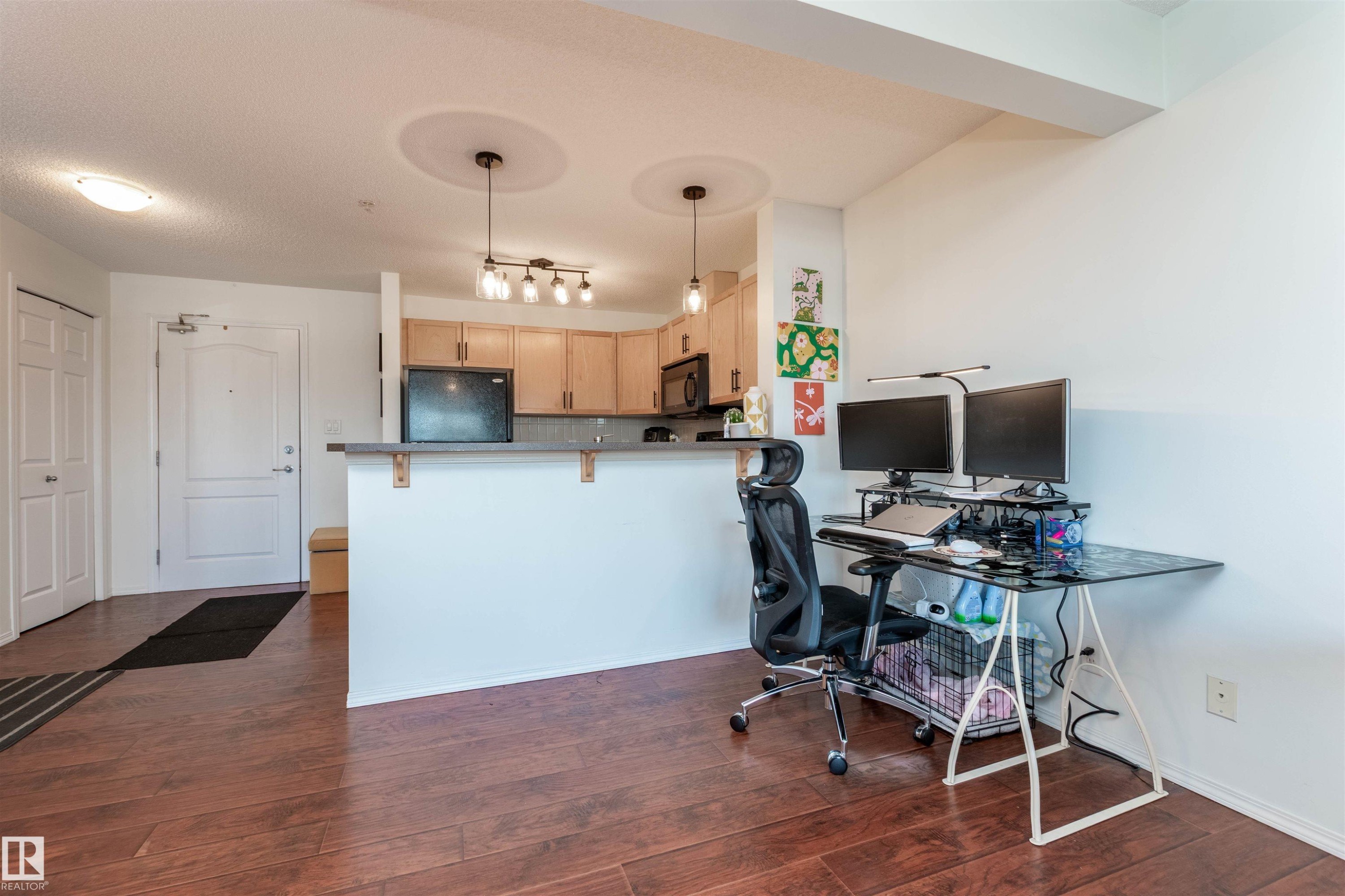 303 5951 165 Avenue, Edmonton, AB