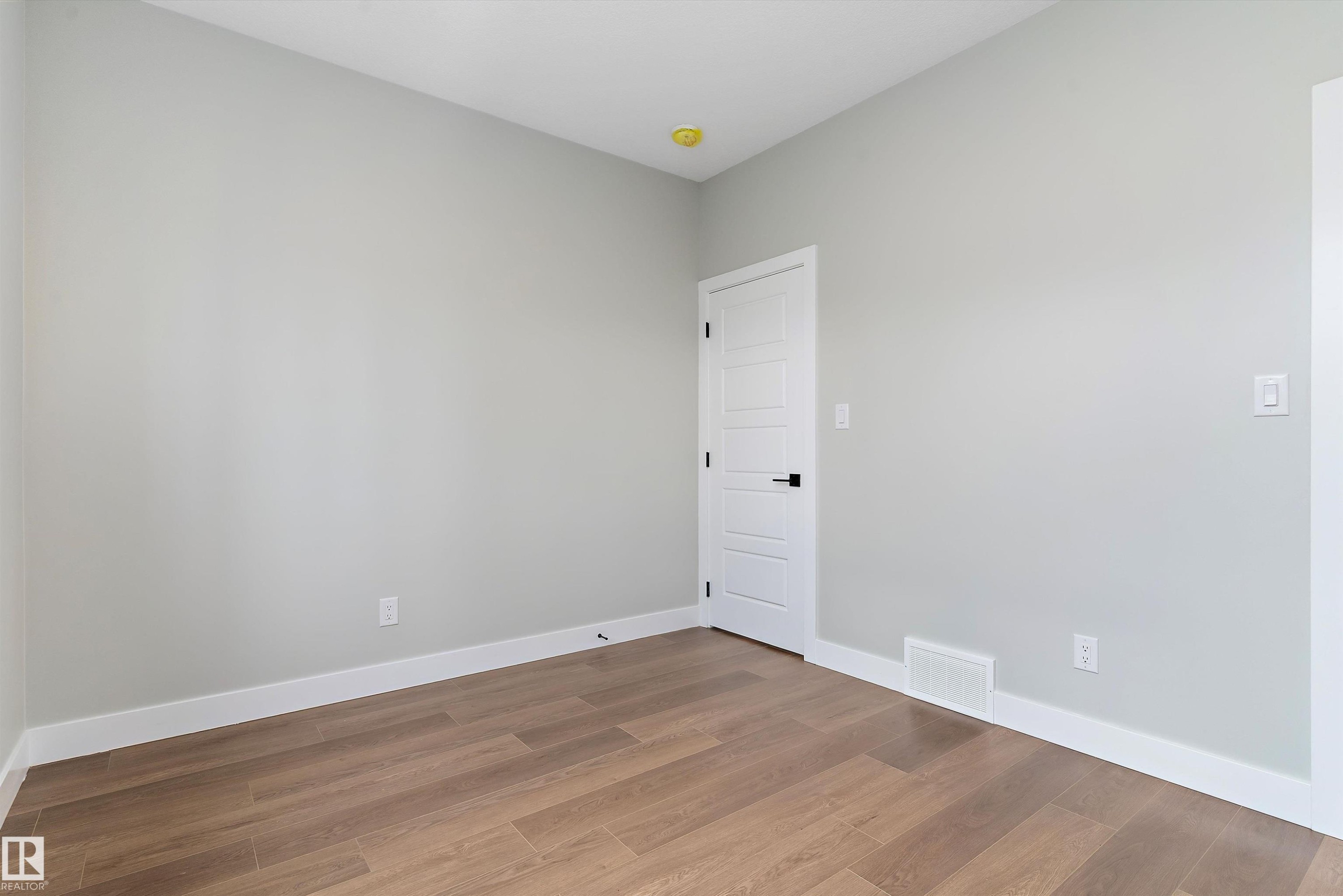 14 Southbridge Drive, Calmar, AB - Indoor Photo Showing Other Room