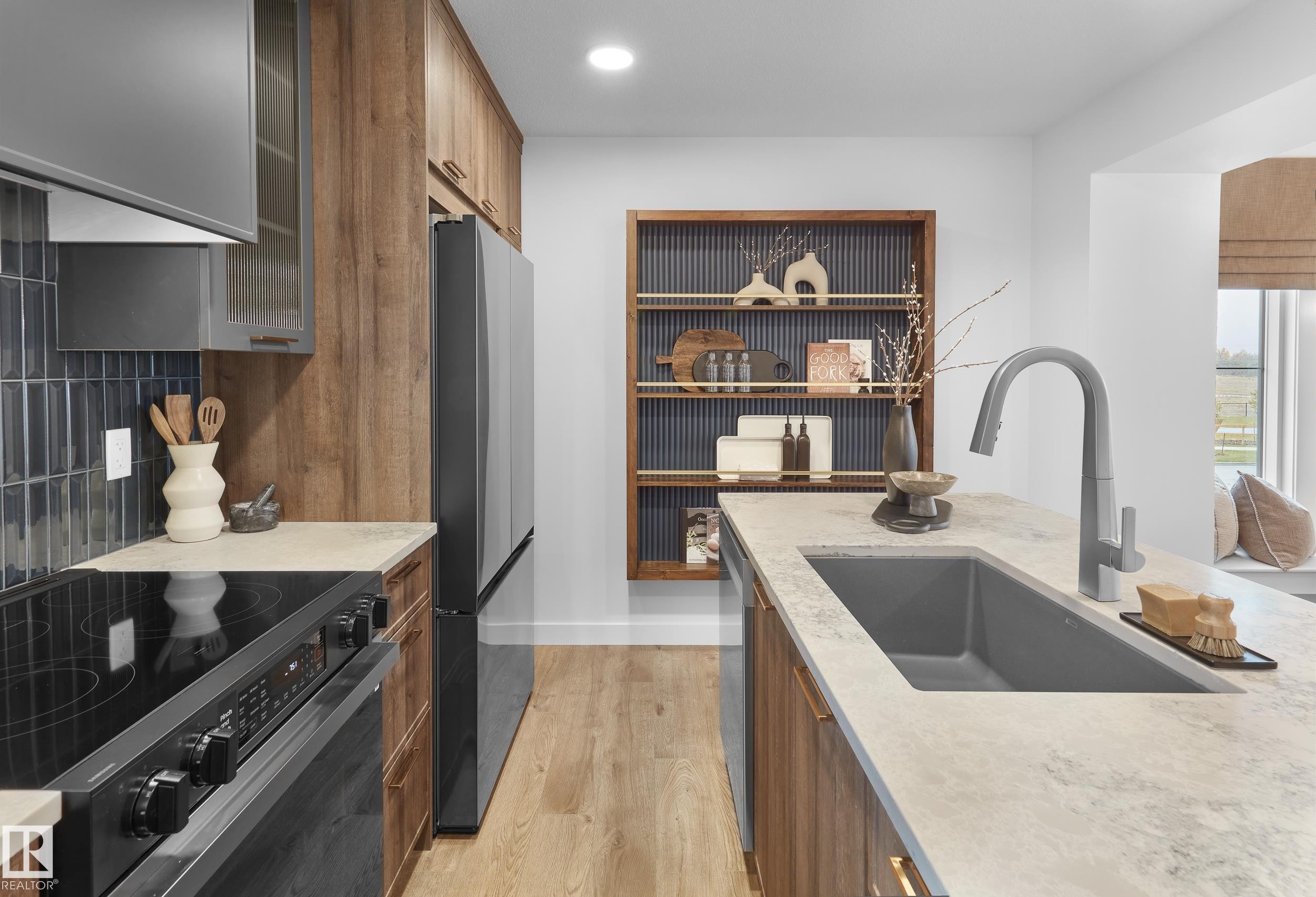 2032 Marquis Way, Edmonton, AB