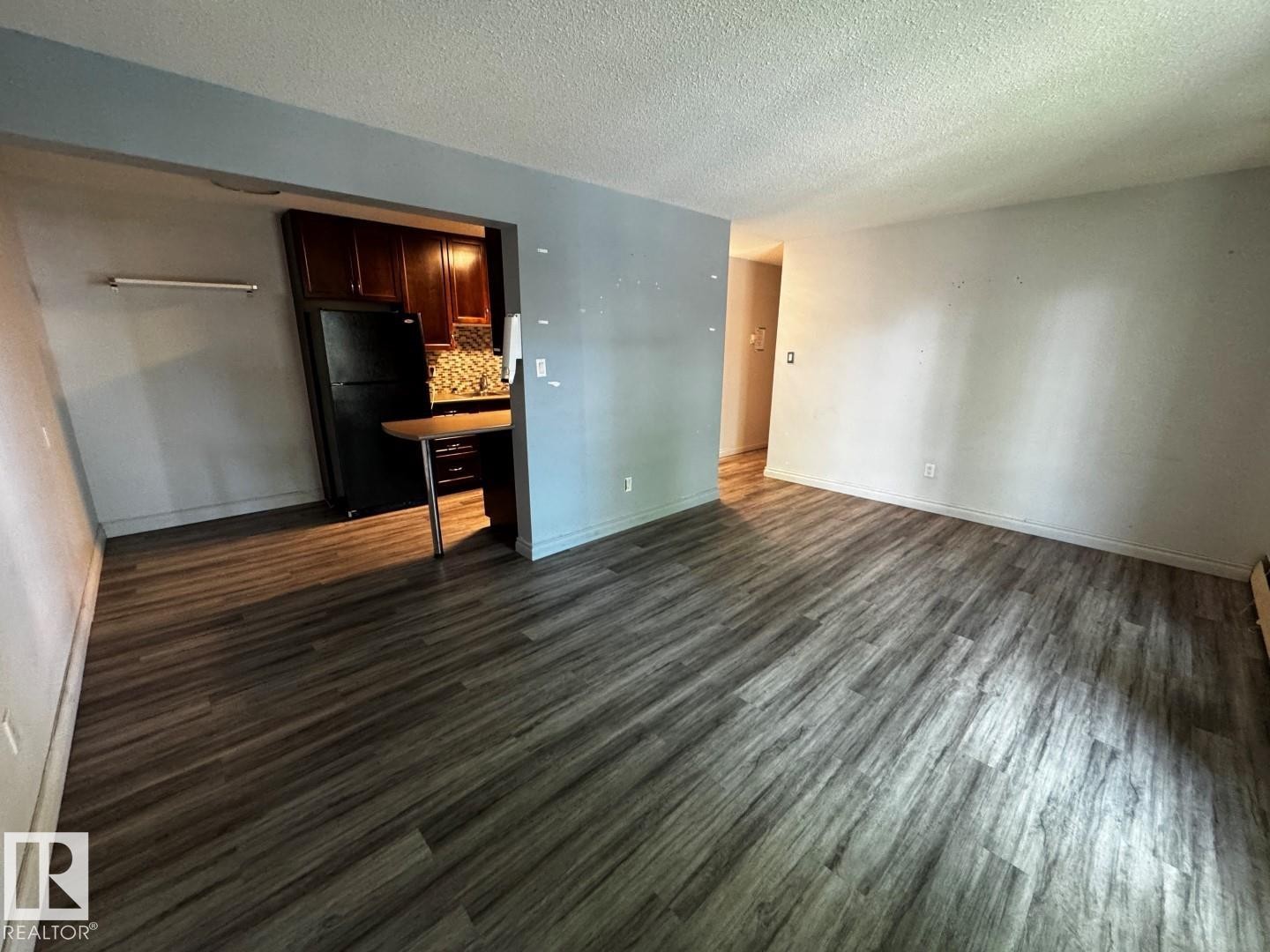 203 10415 93 Street, Edmonton, AB