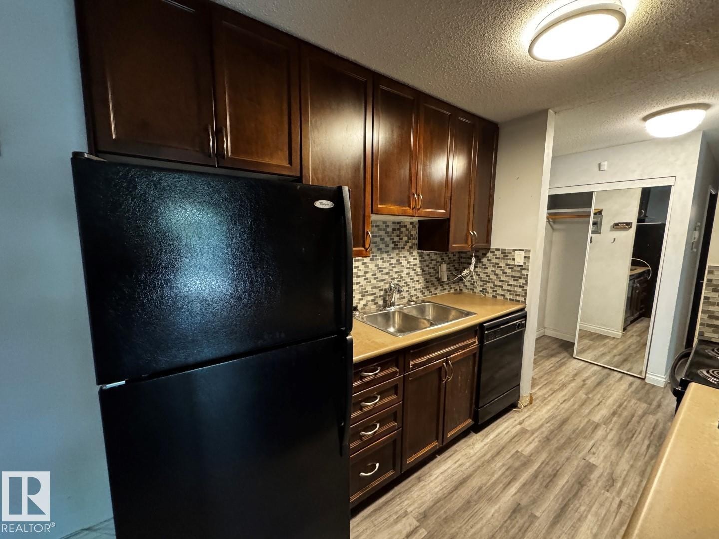 203 10415 93 Street, Edmonton, AB