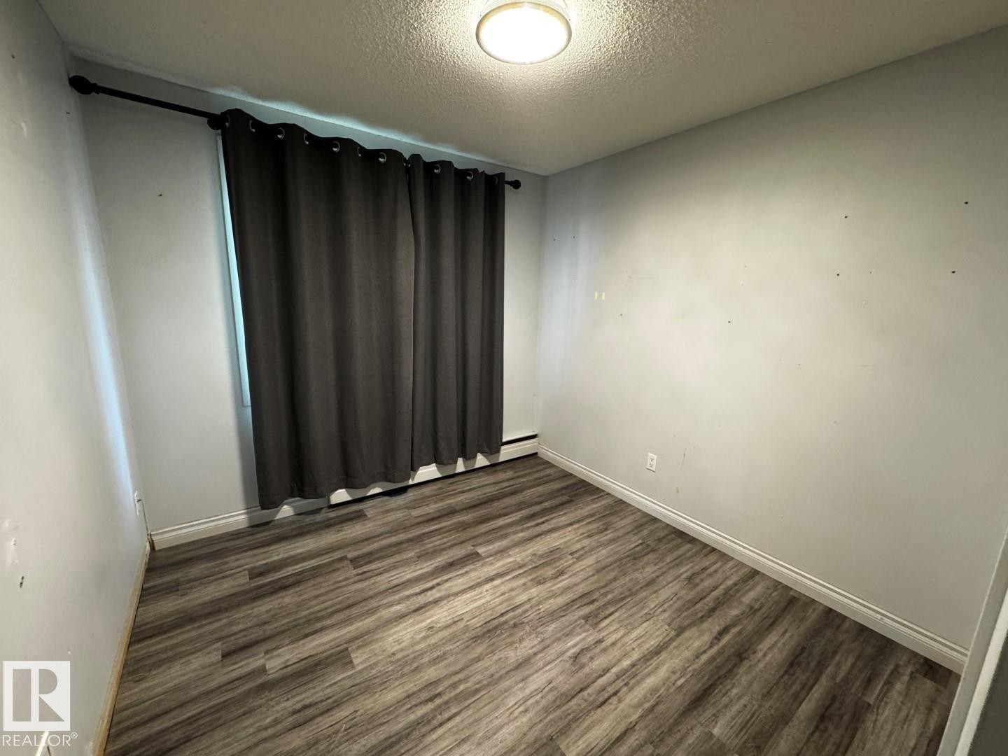 203 10415 93 Street, Edmonton, AB