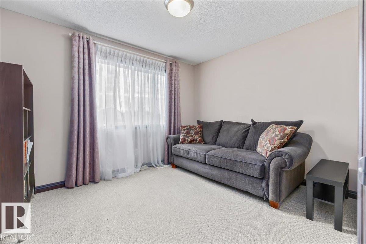 5015 Thibault Way, Edmonton, AB