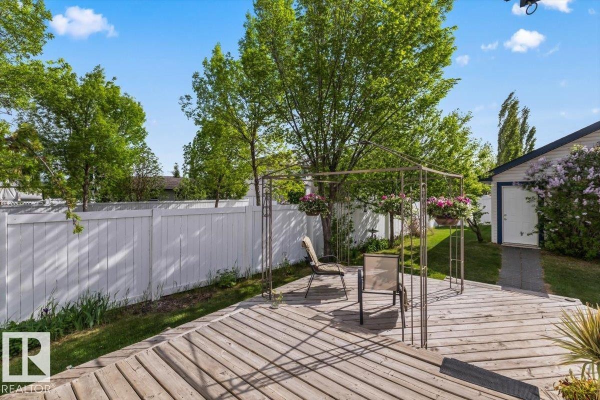5015 Thibault Way, Edmonton, AB