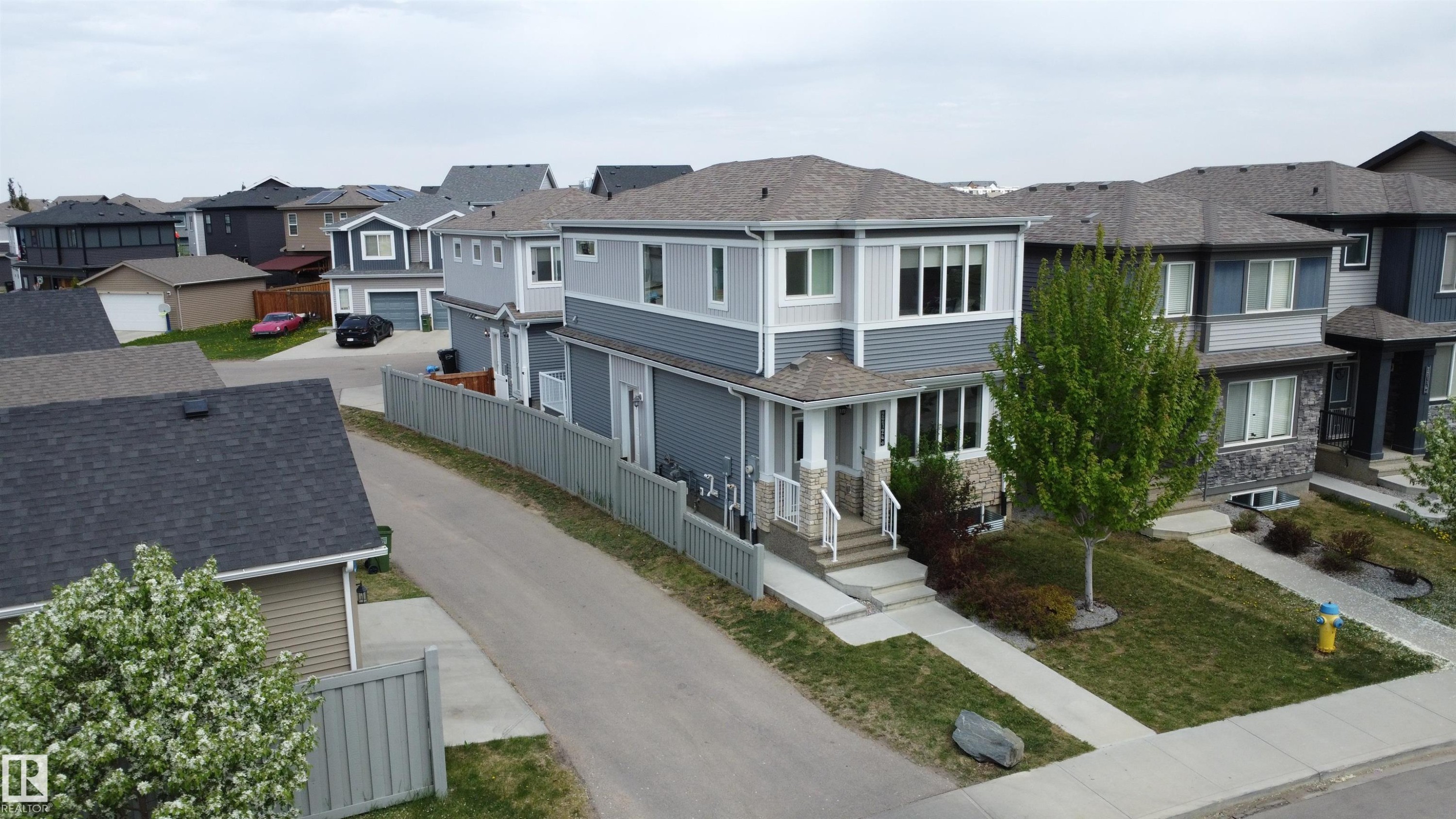 Front house - 22124 85 Avenue Nw, Edmonton, AB - Outdoor With Facade