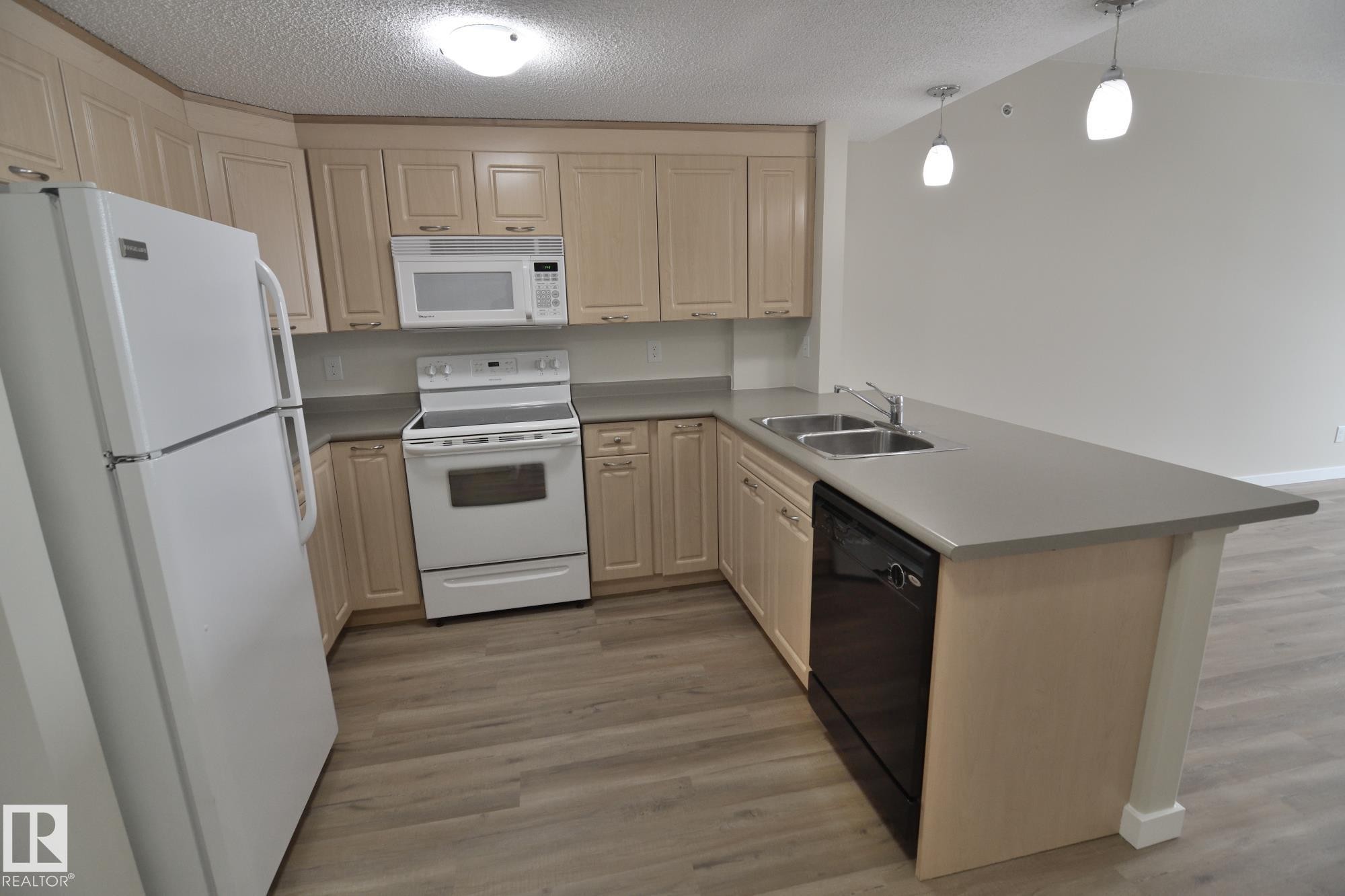 203 6220 134 Avenue, Edmonton, AB